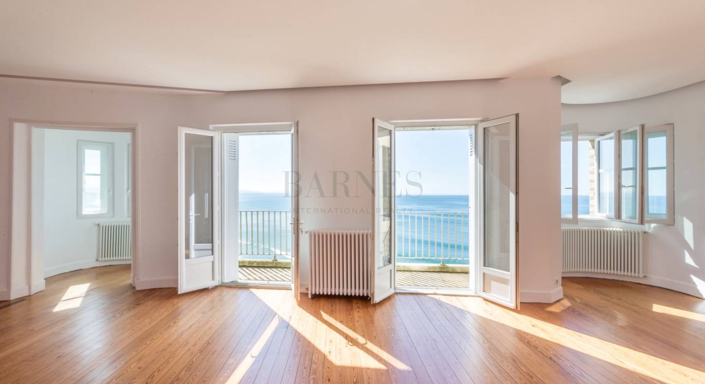 Appartement cote des basques vue mer