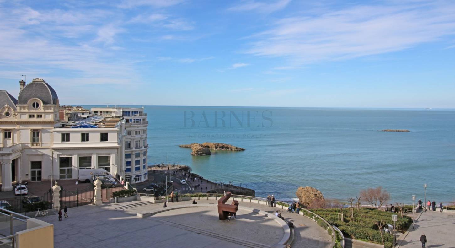 seaside apartment biarritz bellevue with nice view