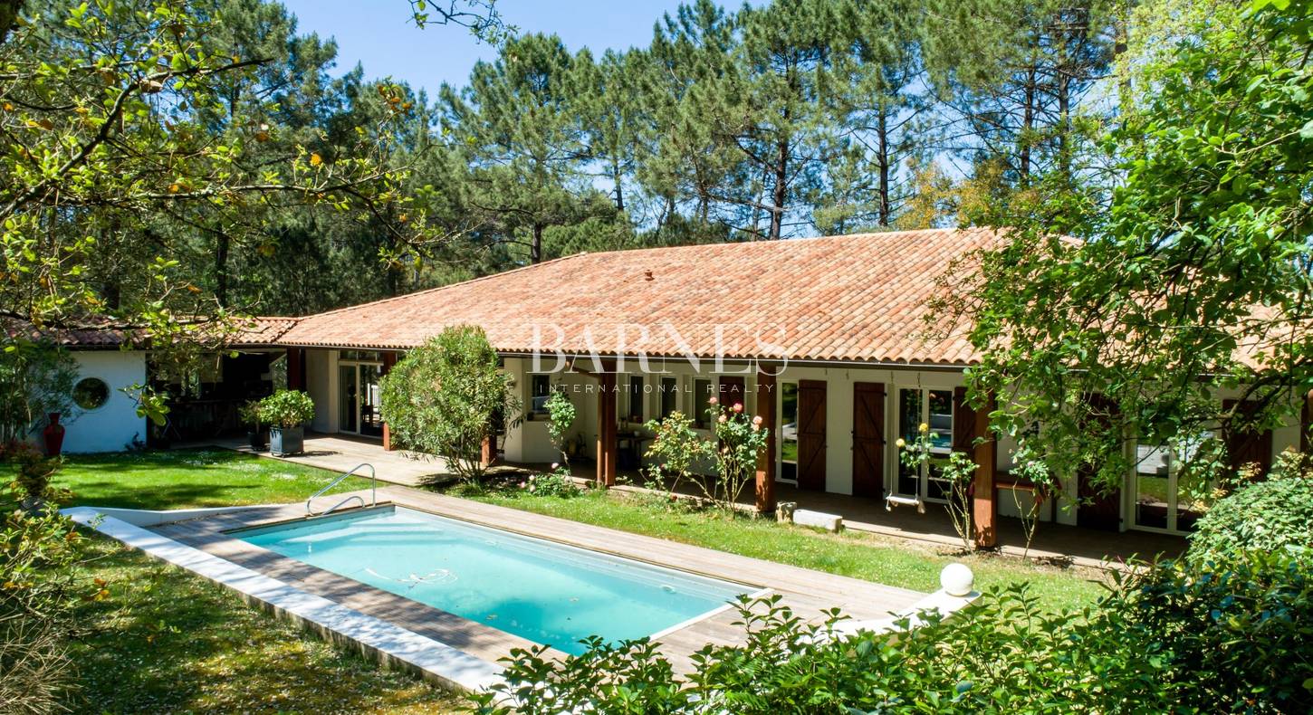 Villa basco-landaise à Seignosse Villa basco-landaise à Seignosse
