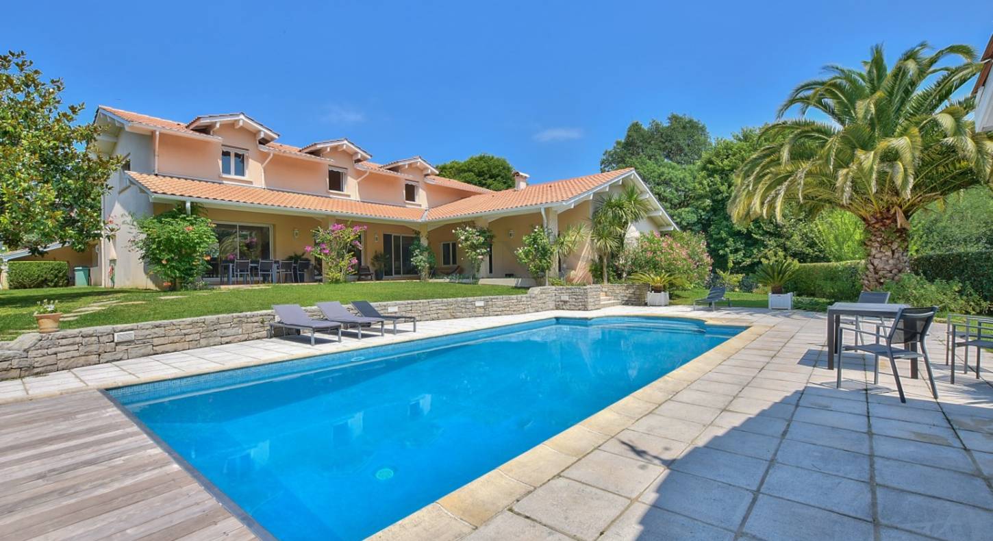 maison biarritz avec piscine chauffée