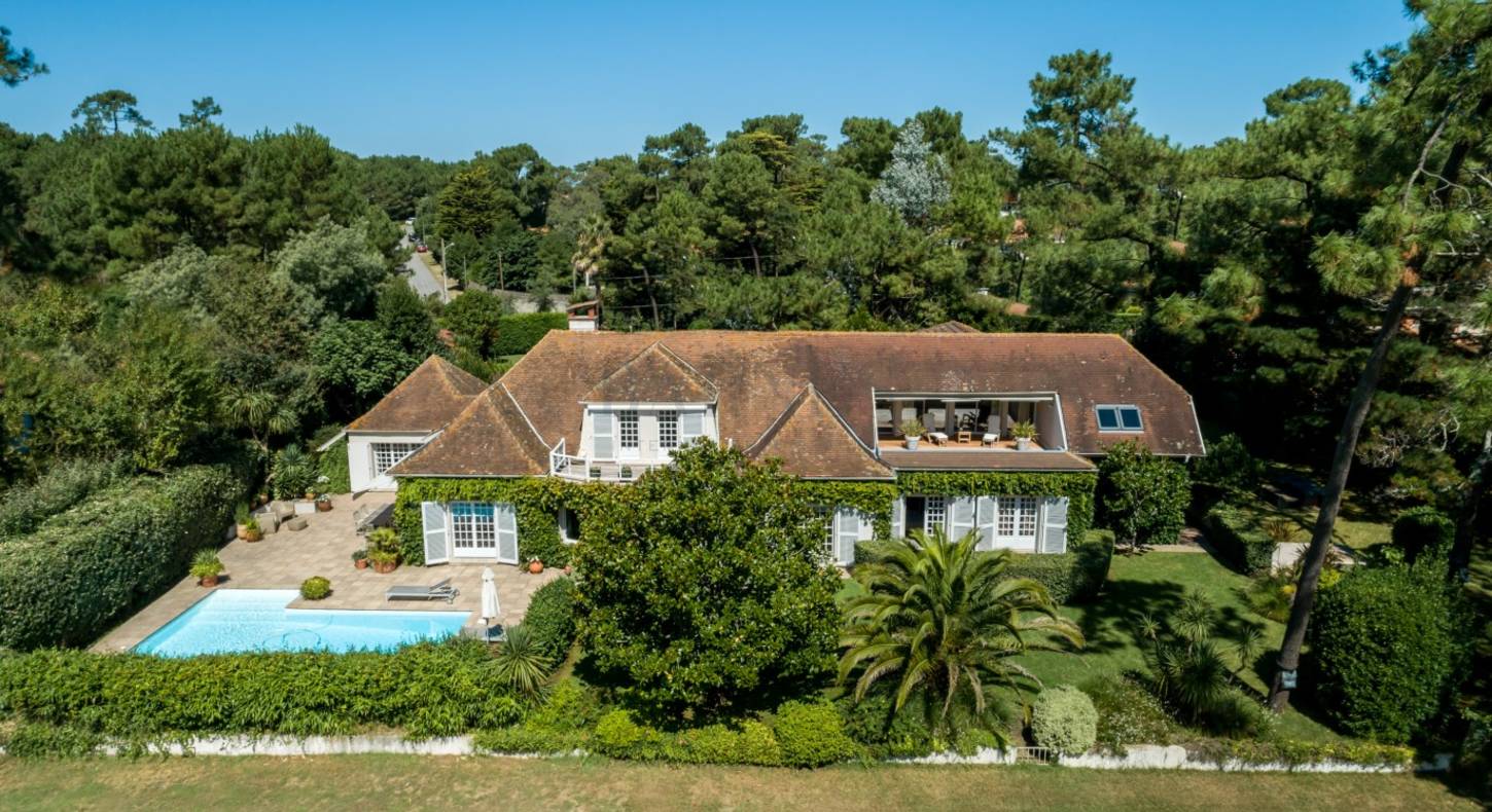 house chiberta 350m2 landscaped garden house chiberta 350m2 landscaped garden