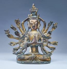 DIVINITE avalokiteshvara aux dix-huit bras assise en méditation