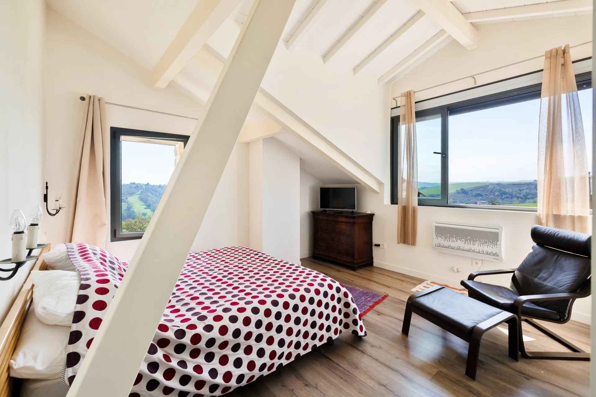 Ca09683216502ecc6bf06c16c2cd85bc 66c8c5fdc6 1920 original - Attribut alt par défaut.