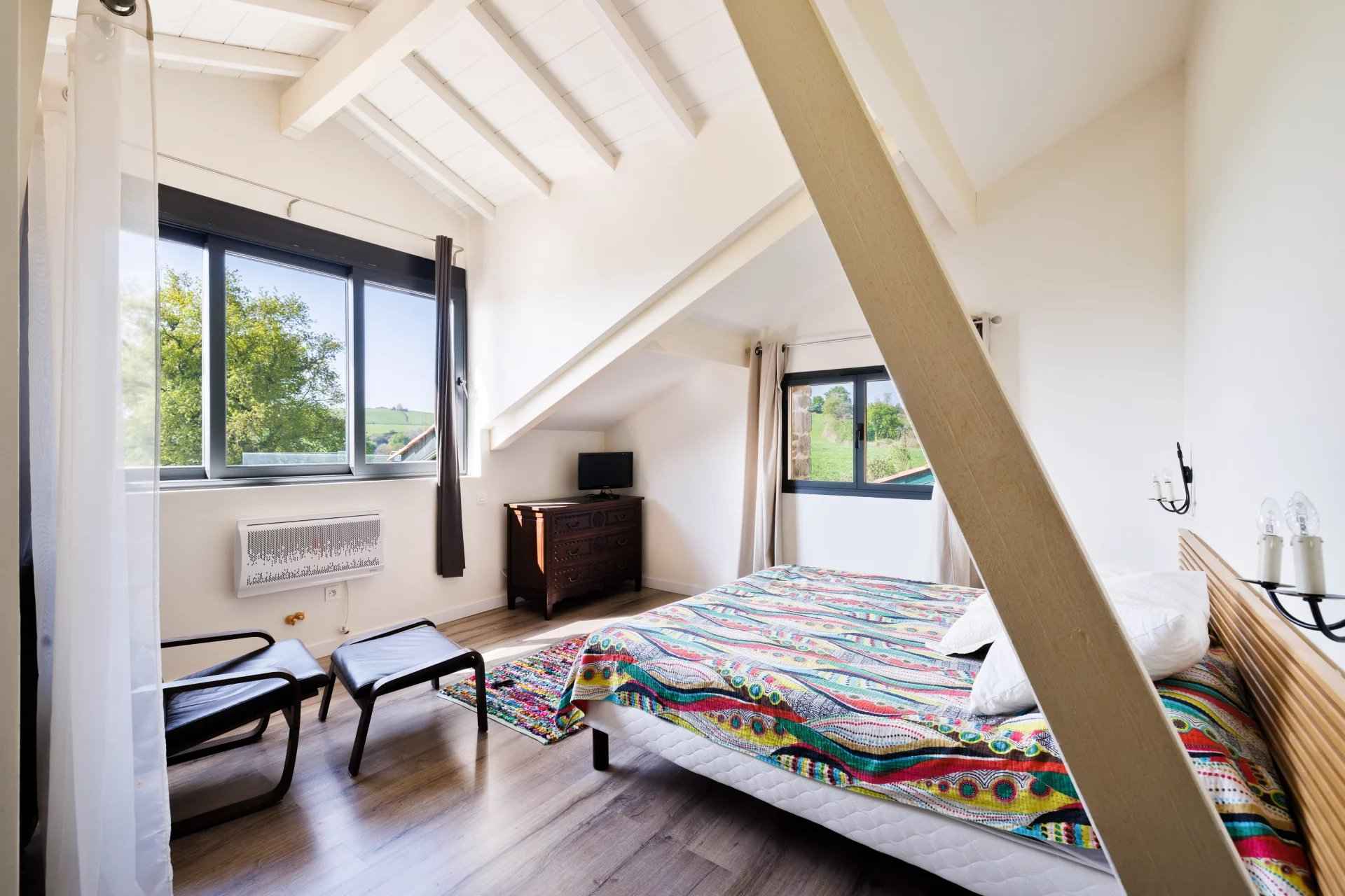 1d7a392b2ec320e45a55563853e1a61a b2ed74c40f 1920 original - Attribut alt par défaut.