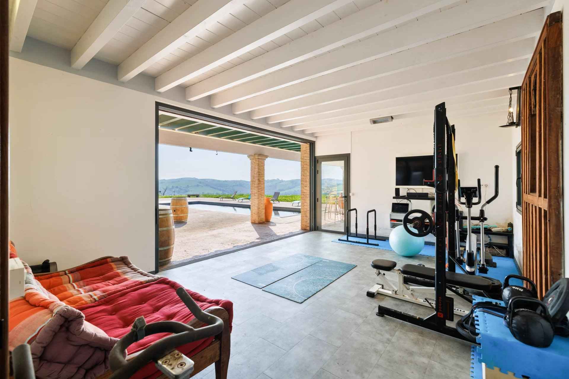 F535f5ad0a1e78e260c0a42f2d5419d3 4b2e939244 1920 original - Attribut alt par défaut.