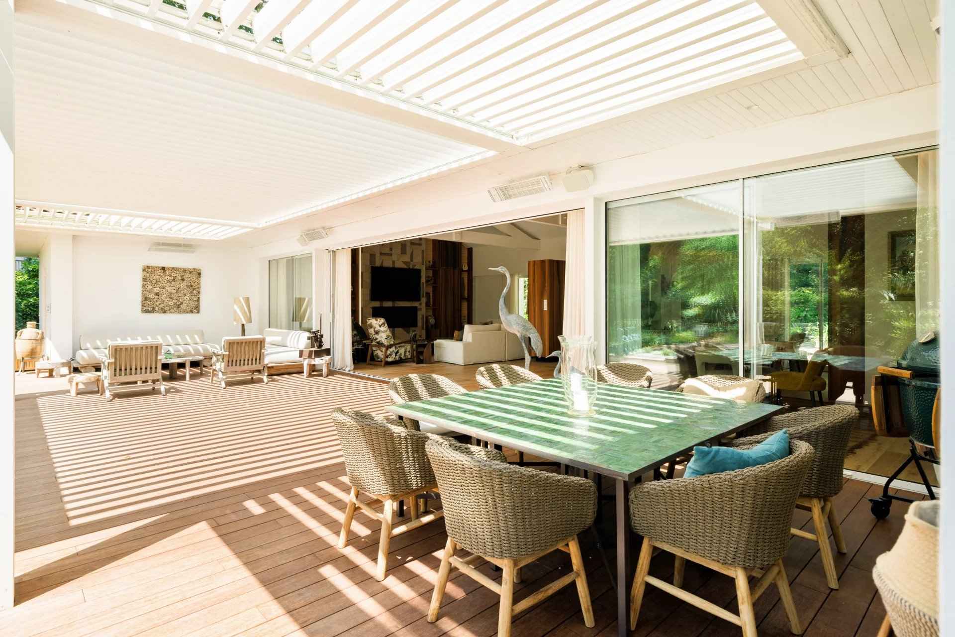 832d78fb61ff895b585b8e55b7a327b7 47596ef789 1920 original - Attribut alt par défaut.