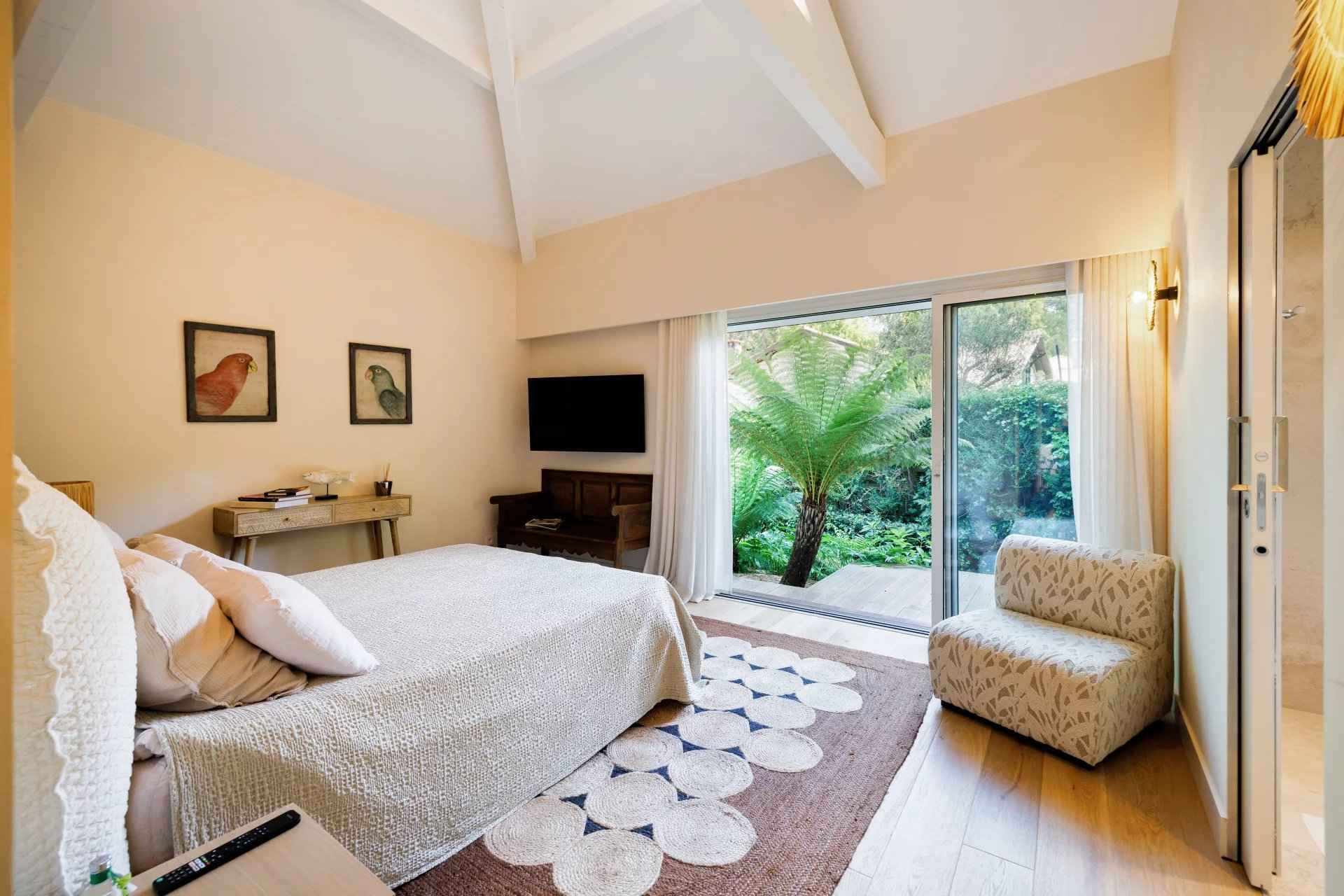 57e2dd23e0cd5c1bacc34122d7551e3c b48f31a42f 1920 original - Attribut alt par défaut.