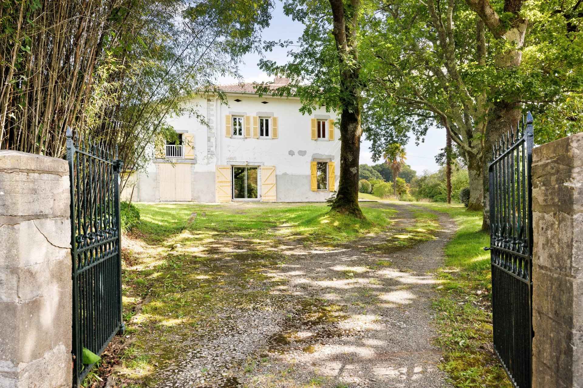 C2d6555633ca0f7fe111a353eab7d03b 7006260207 1920 original - Attribut alt par défaut.