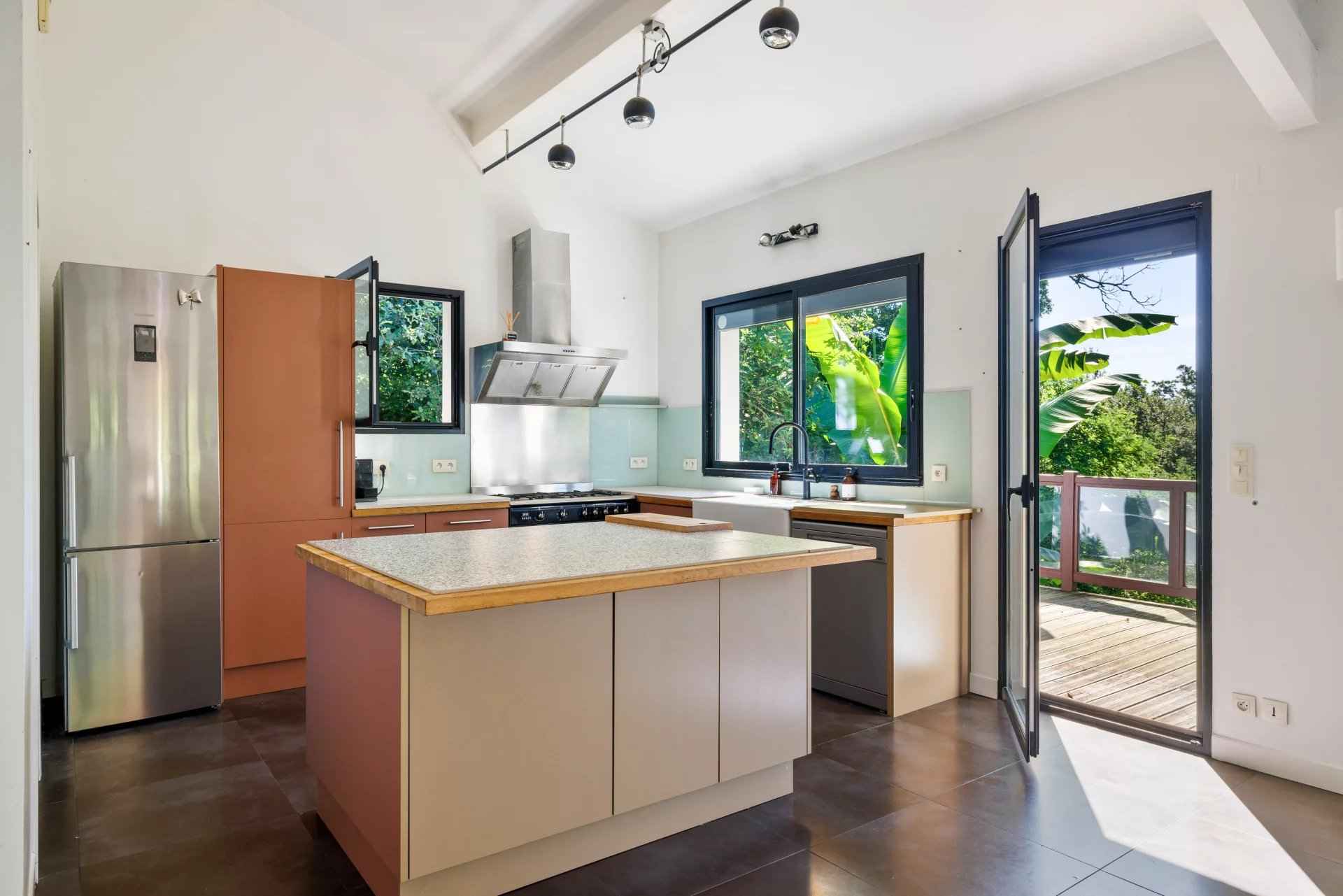 409119f87368119e37155a9dbbc533e9 4fc8fc8c2f 1920 original - Attribut alt par défaut.