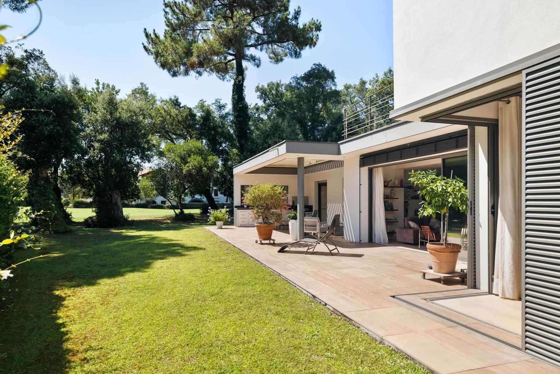 E295a2b71acddc782c0d625fb3498bde d1c407402e 1920 original - Attribut alt par défaut.