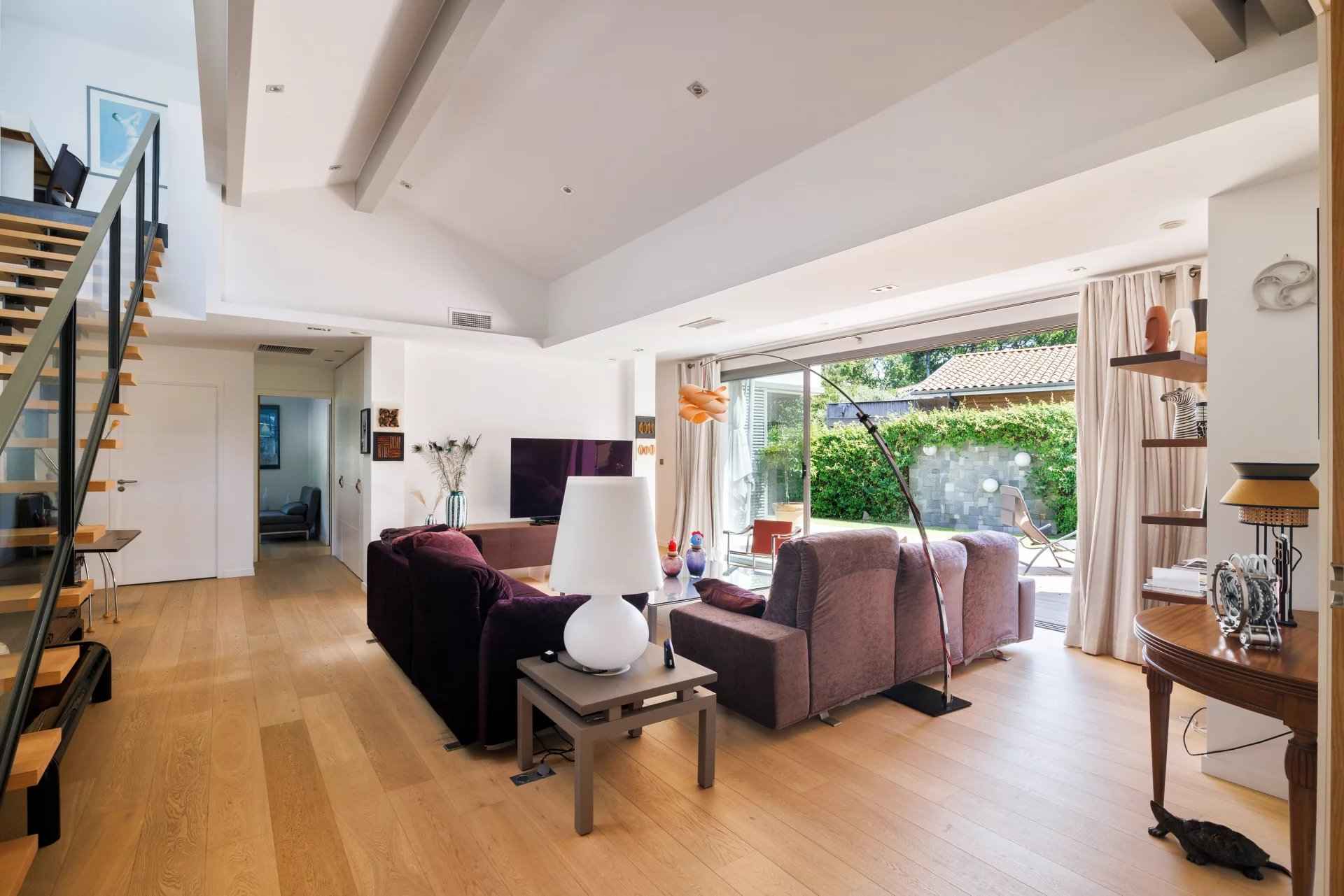 229683f0dbbc719b7d31e5382acad848 a0c13c910f 1920 original - Attribut alt par défaut.