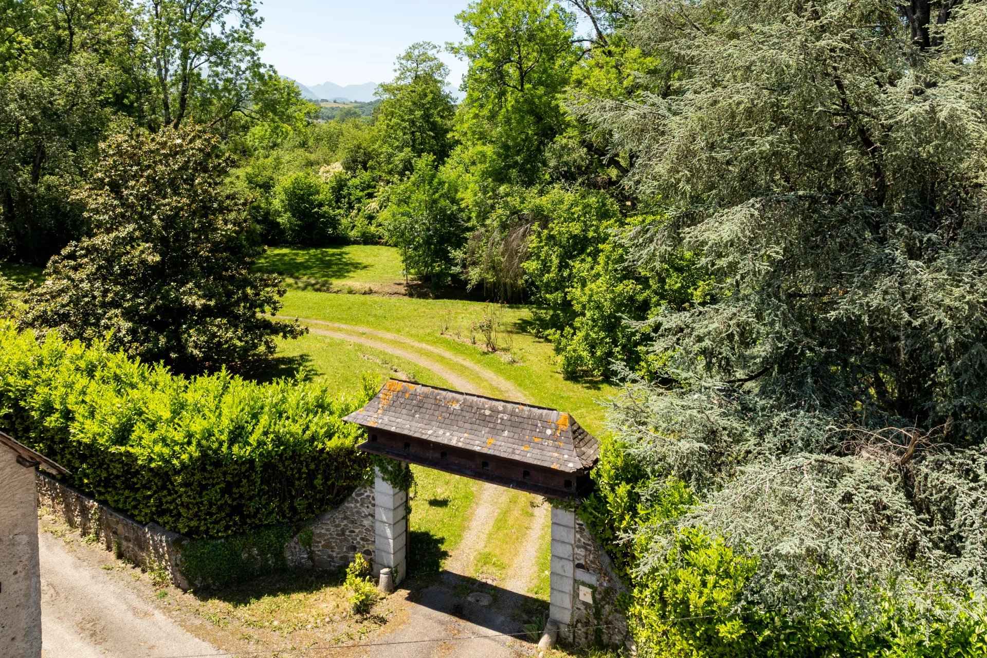 Fa4876e3c1cdc24201e07f122729b023 04c15127cd 1920 original - Attribut alt par défaut.