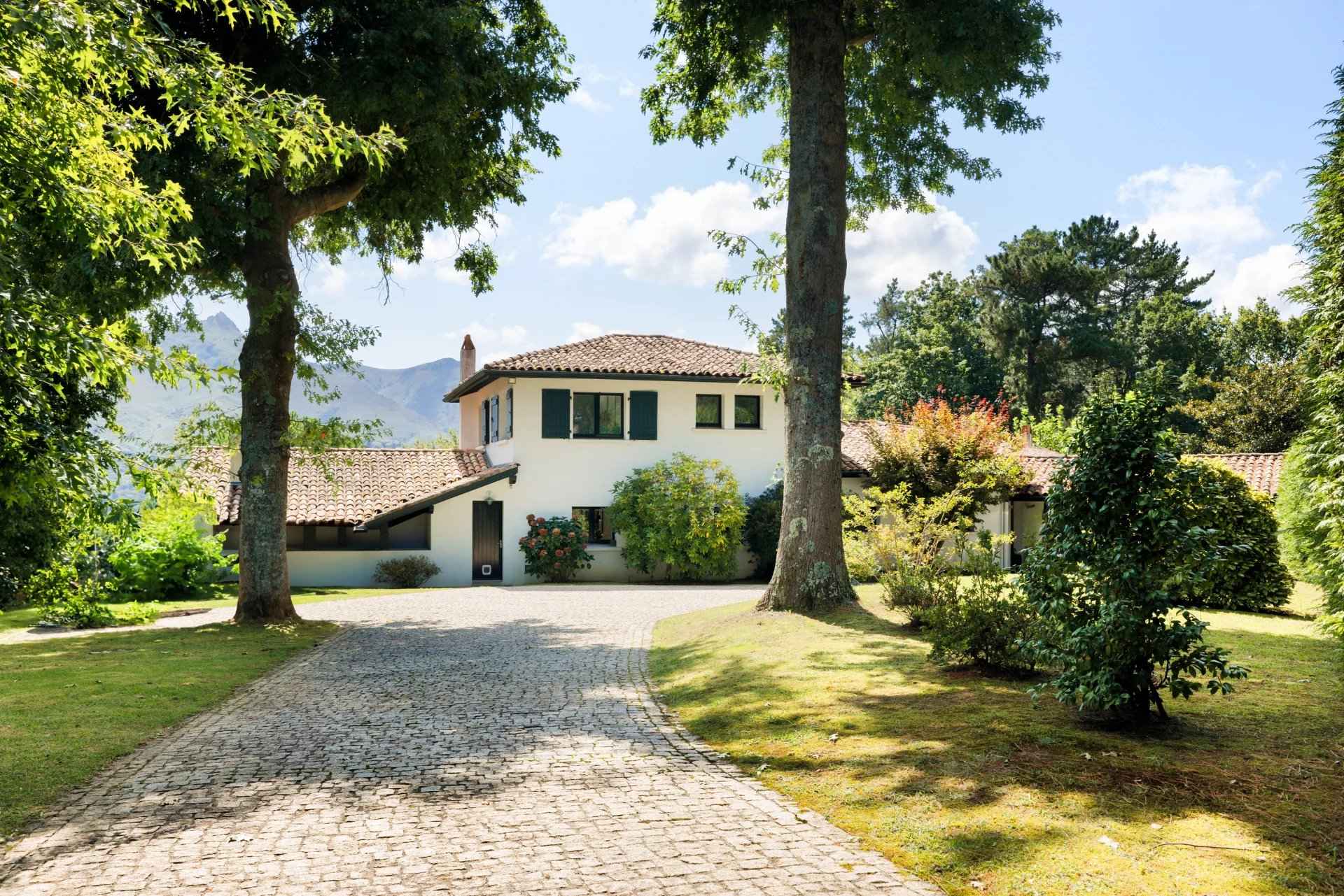 4022b34c6cbabfbc8a3c6f6236782b70 e53a4b7d06 1920 original - Attribut alt par défaut.