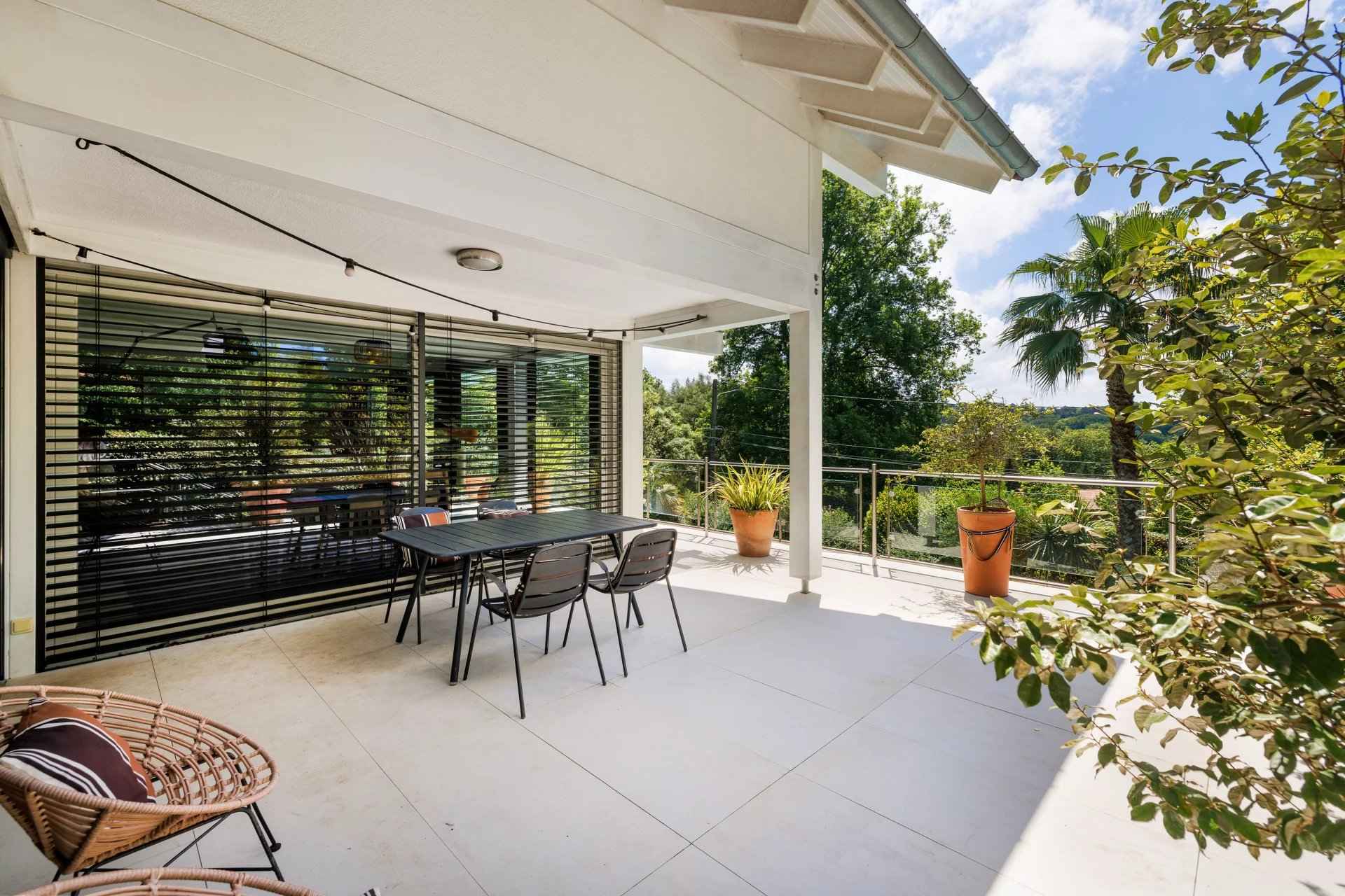 C93d6c585f40d0b78060c26ba4213de2 ec07f1d1b3 1920 original - Attribut alt par défaut.