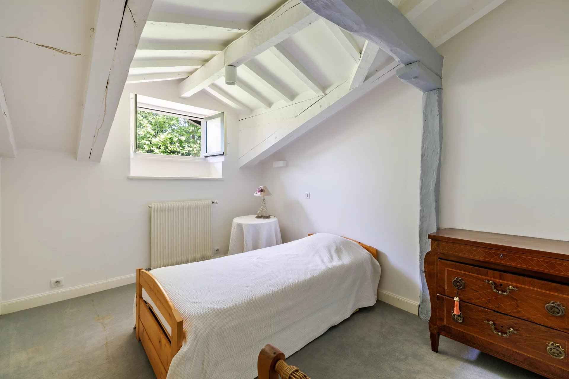 825e62e368a51b36b81f7af537e04044 df761cdbae 1920 original - Attribut alt par défaut.