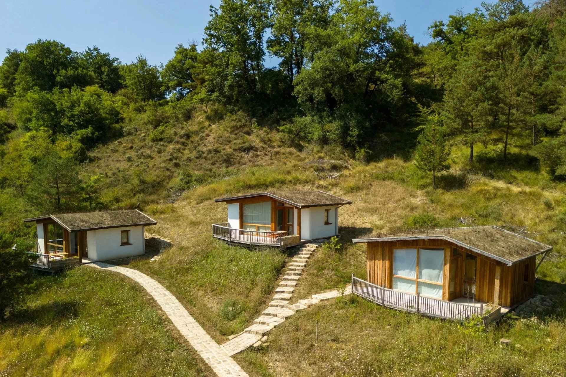 90c8e8c35af095f17c4e9b5201d184ac 31af31c203 1920 original - Attribut alt par défaut.