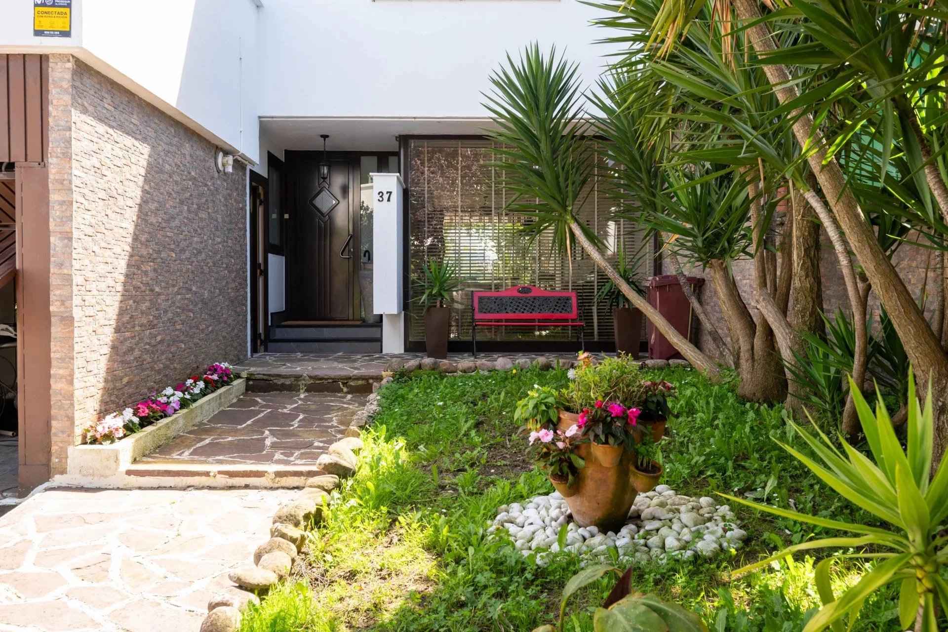 E9e43d38b5d41e8bc4512e643302b144 9c9fd5581d 1920 original - Attribut alt par défaut.