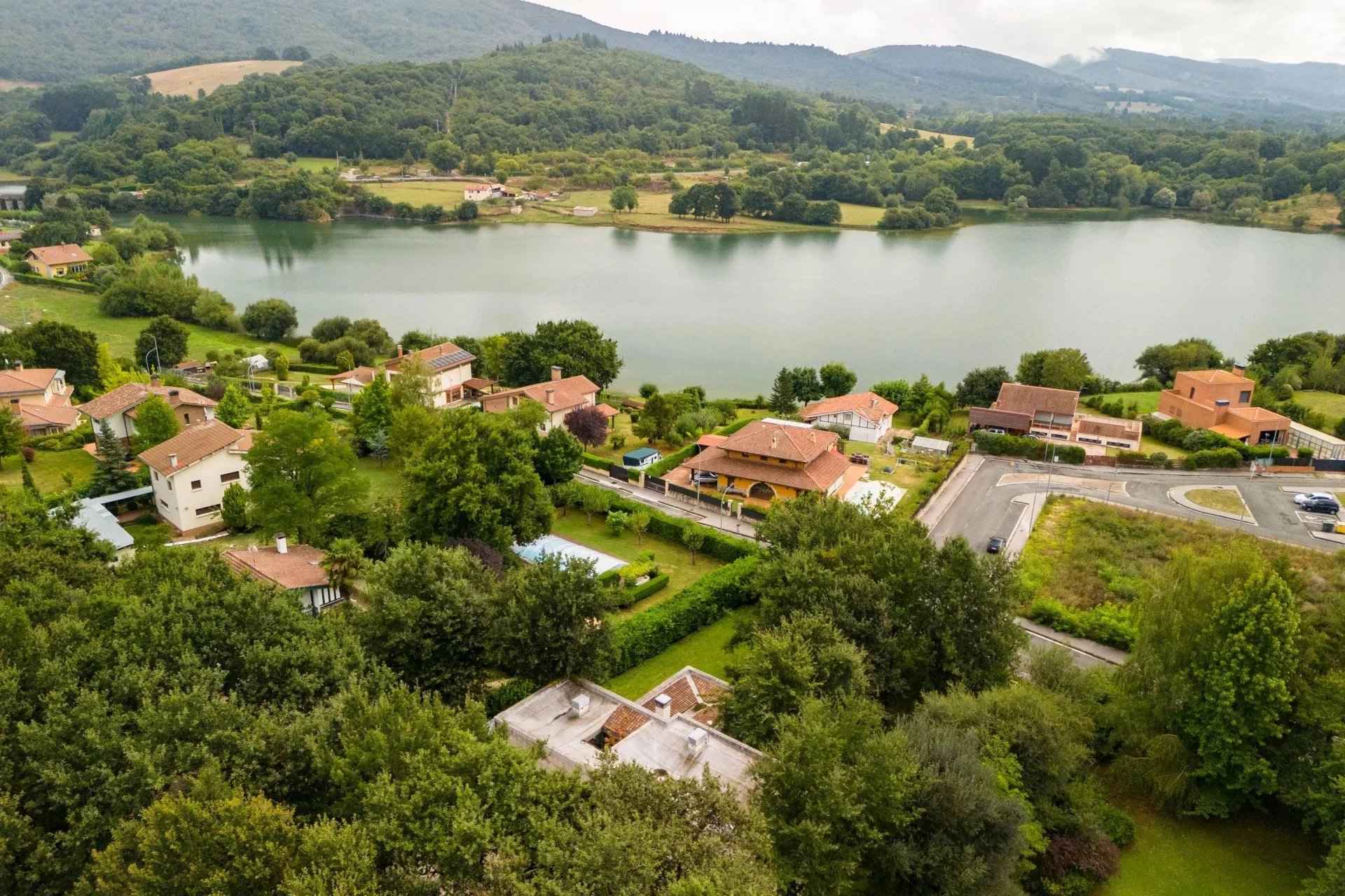 83add2037b11b4351e57ee61d5079f79 1826a14cfe 1920 original - Attribut alt par défaut.