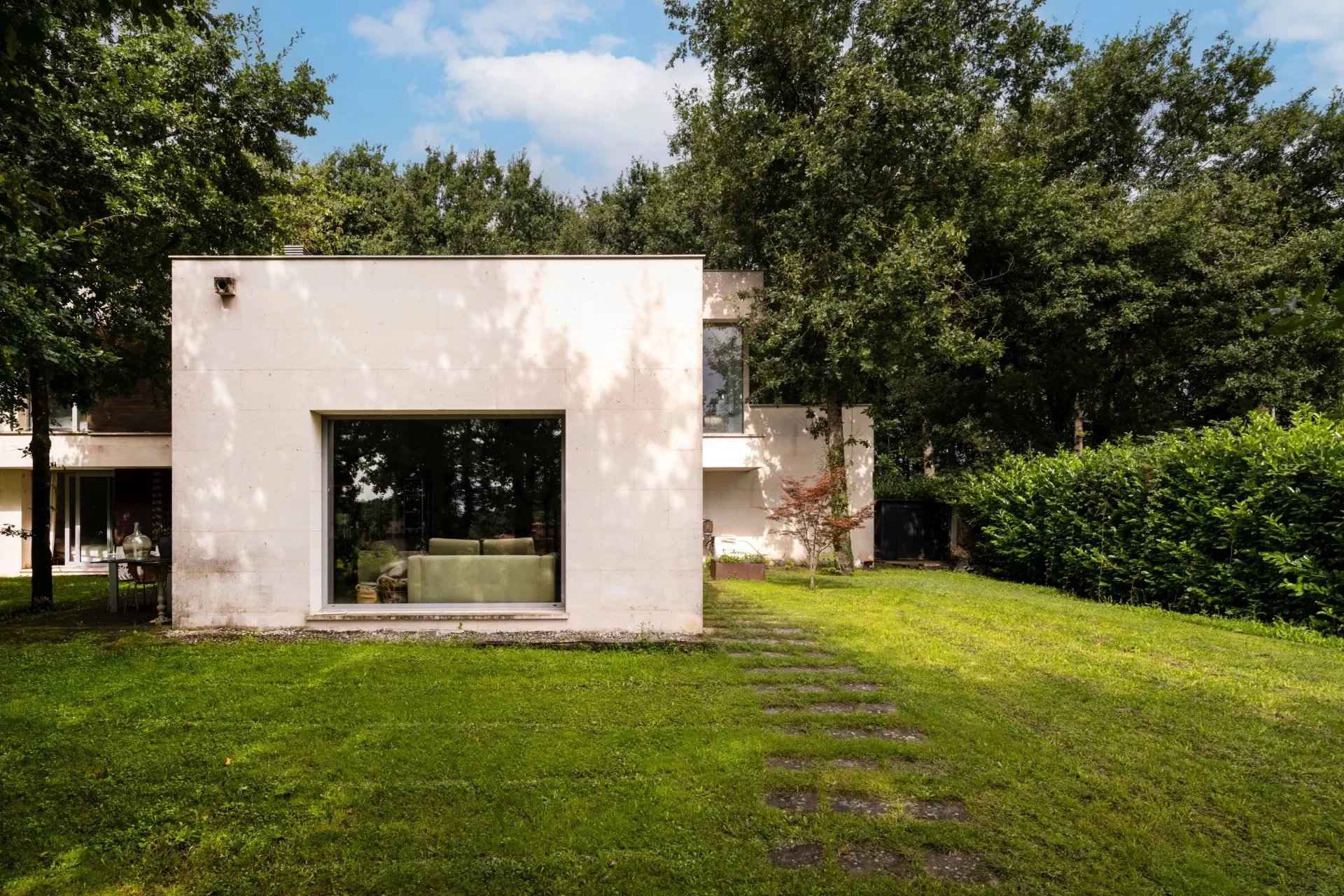 9b93c4d6f6e4fa2466cc94ea622a3290 d6ef1587ca 1920 original - Attribut alt par défaut.