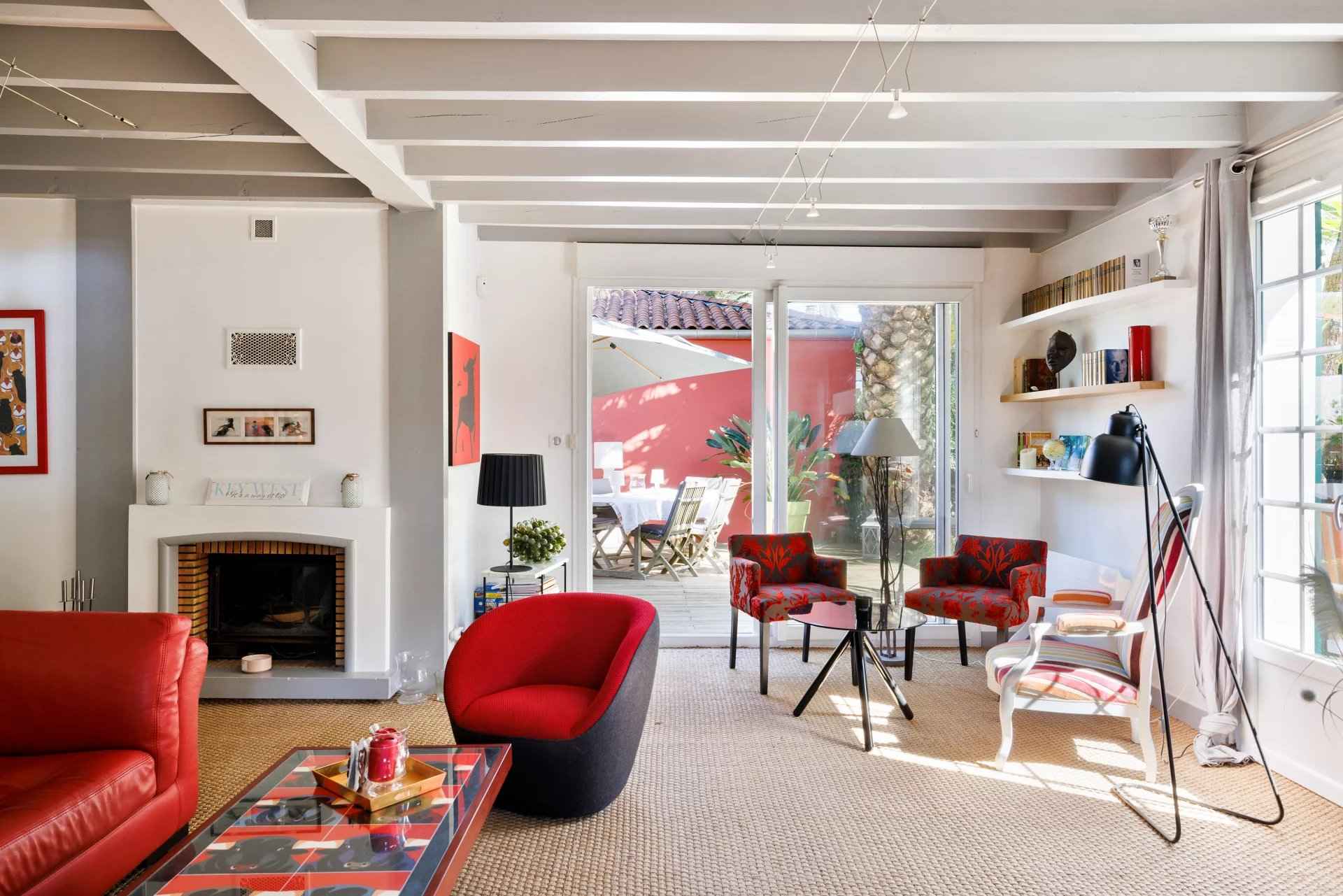 4ce6de73afa7cd17b811a2f32a67fe90 2349aec3f4 1920 original - Attribut alt par défaut.