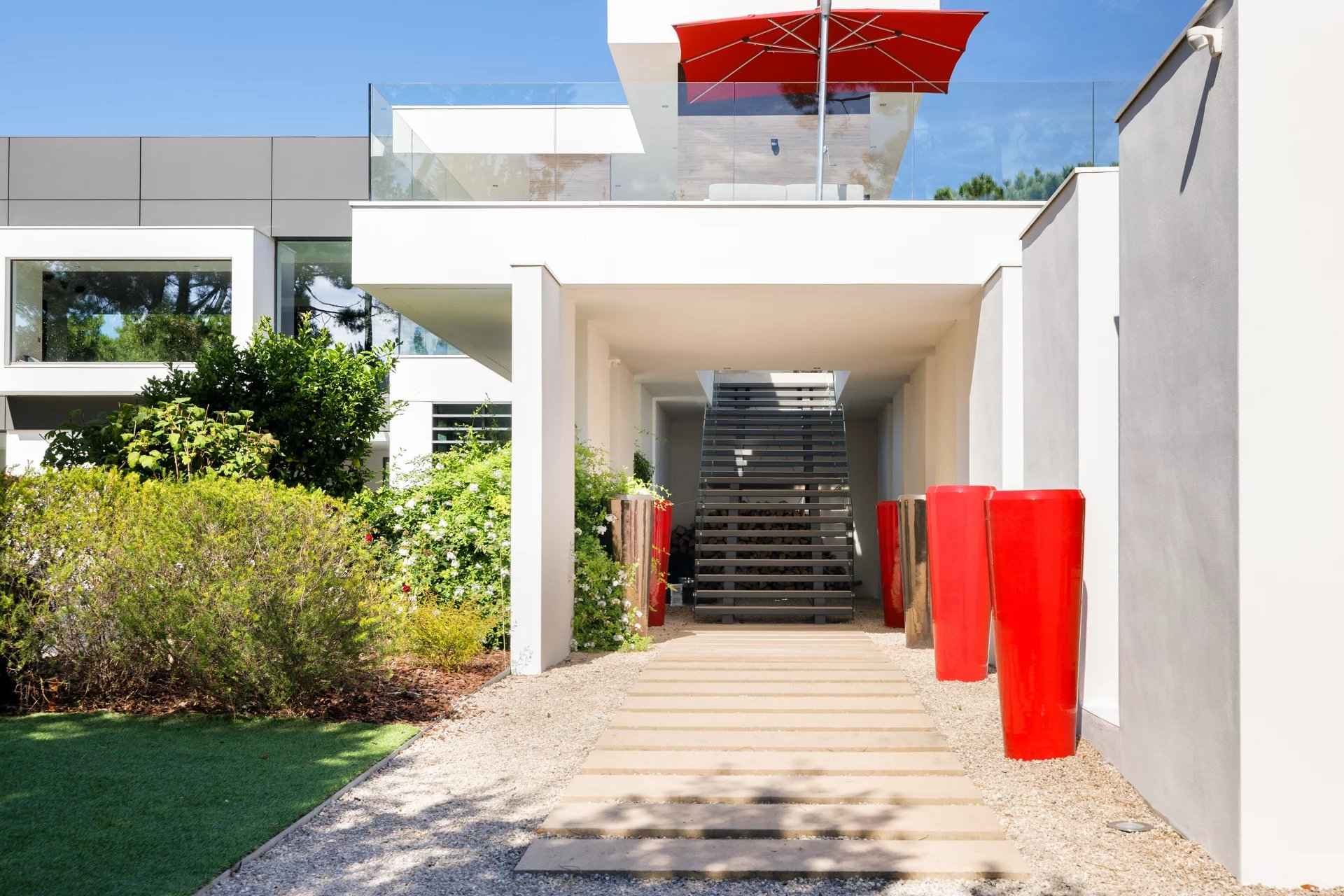 06aed2ca3d900f20f093b5fe91bed3ad 807f179c48 1920 original - Translation missing: en.helpers.application.image_tag.default_alt