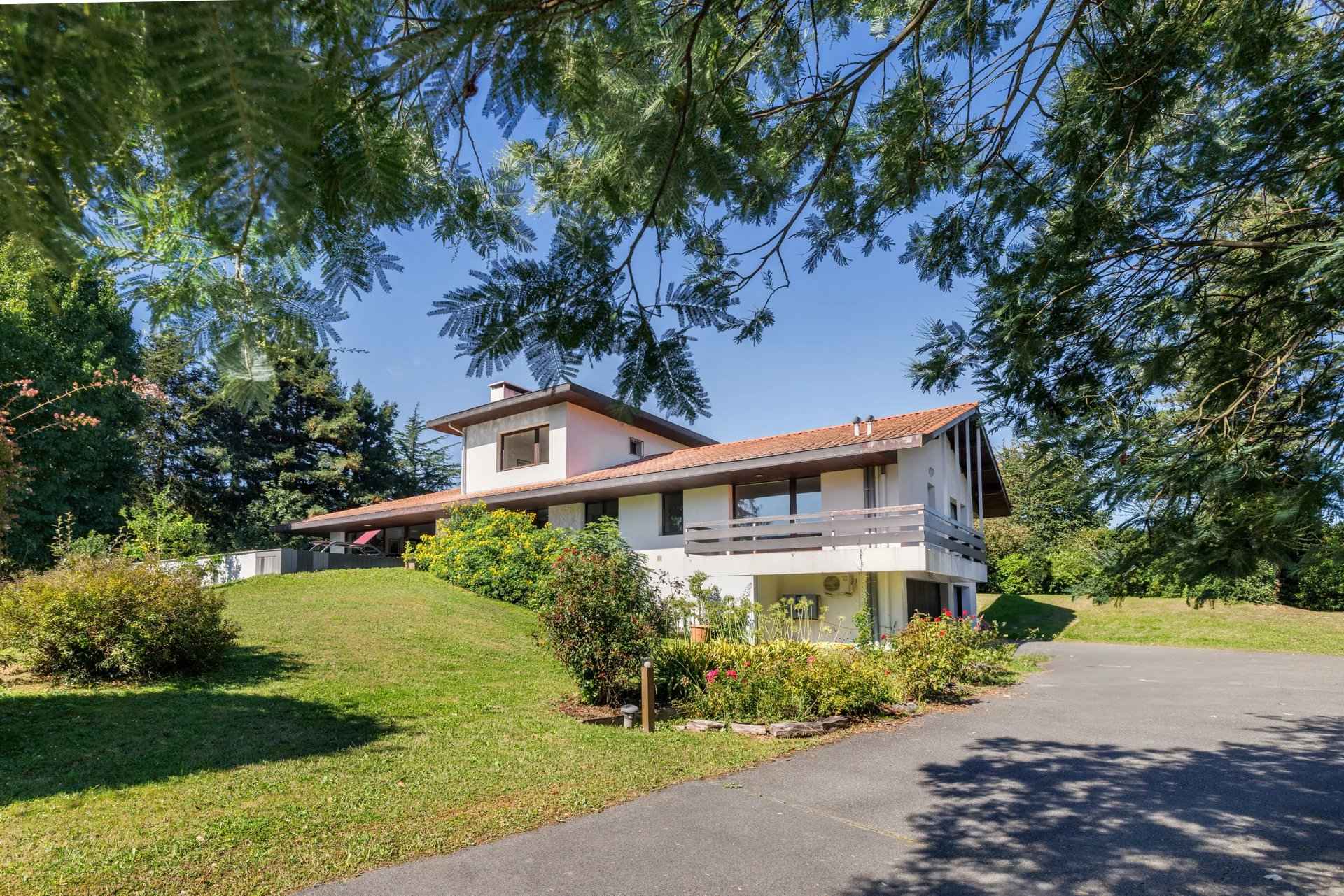 2984e905ea9d2c957944f88d55846d19 07ab293013 1920 original - Attribut alt par défaut.