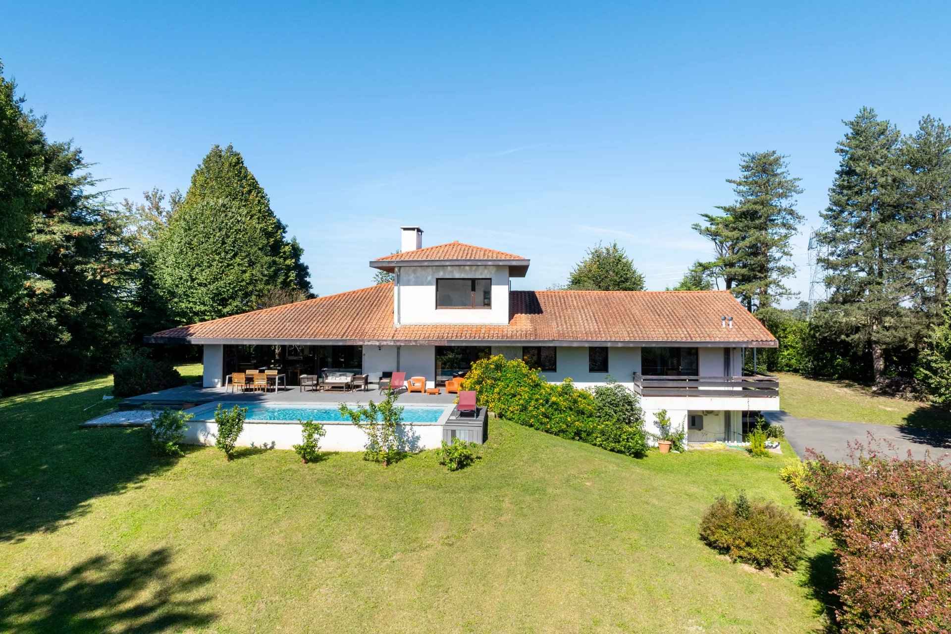 79e43df455128ec32ceeea47adaccf10 efa0d3babe 1920 original - Attribut alt par défaut.