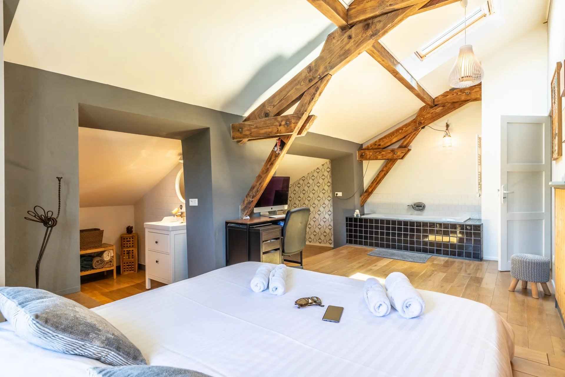 0736dabde4a1b1163e6e060809480f8d 0ba4efd344 1920 original - Translation missing: en.helpers.application.image_tag.default_alt