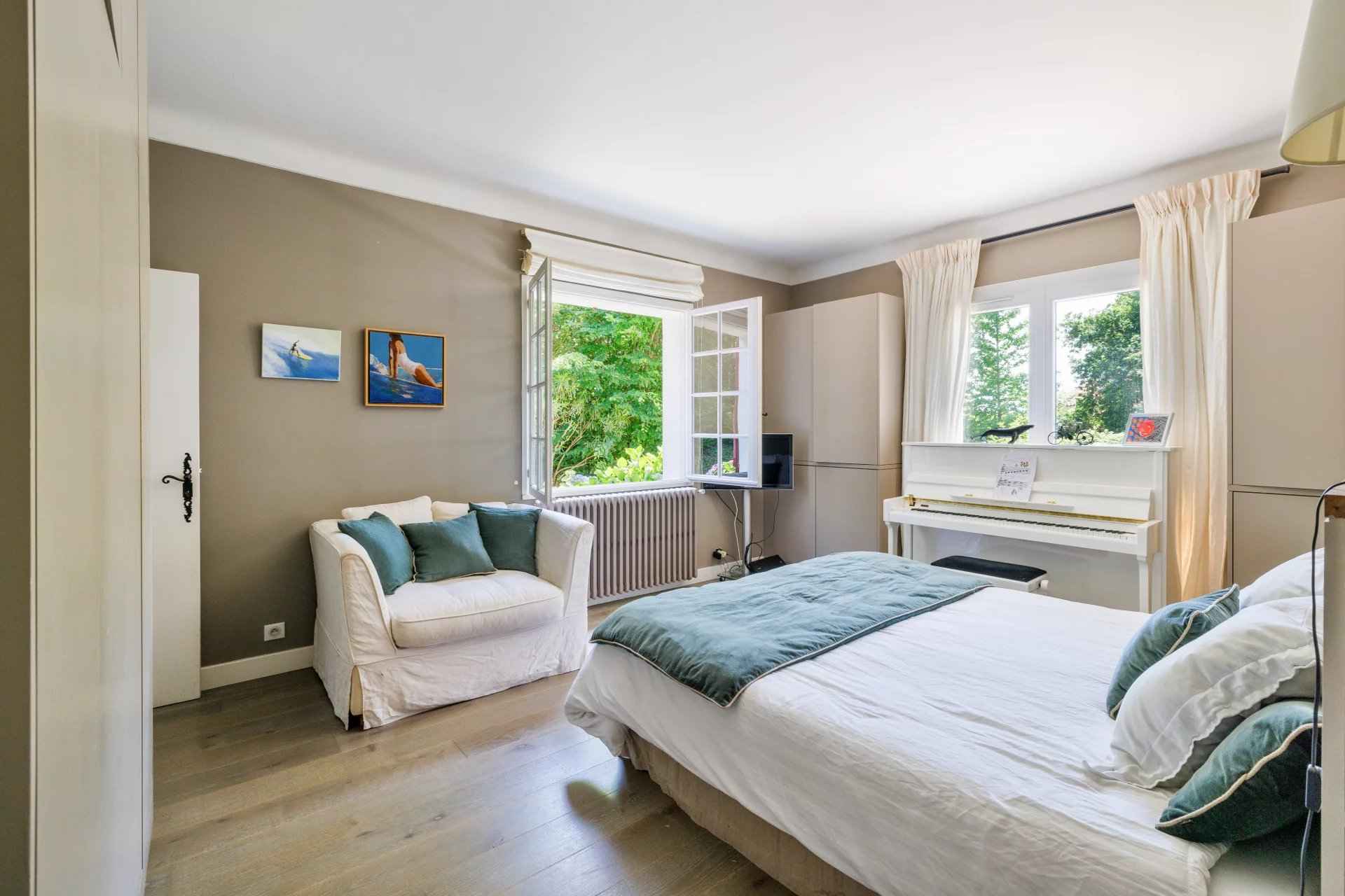 0dc342d2f6fe409928c041616d04d89e c324218cfe 1920 original - Translation missing: en.helpers.application.image_tag.default_alt