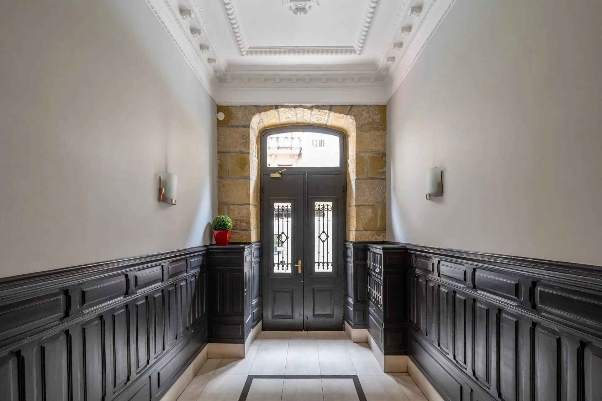 98ff1c53696f1631019d9cd54bb9a566 f67ec03bef 1920 original - Attribut alt par défaut.