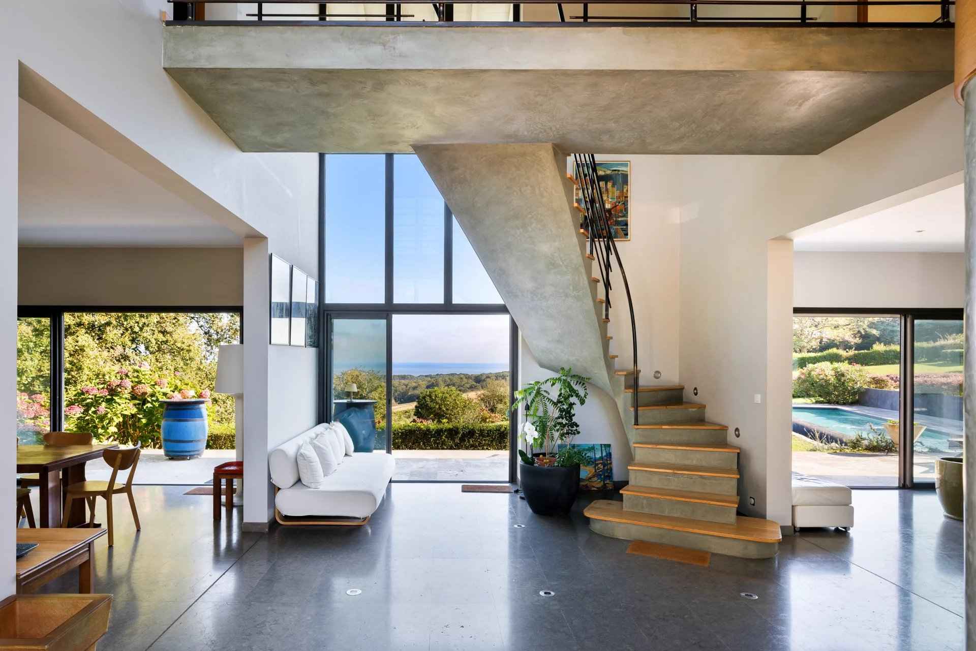 A7e76bc82ed1e88fe7cb87db569bdfed a4c8a6944d 1920 original - Attribut alt par défaut.