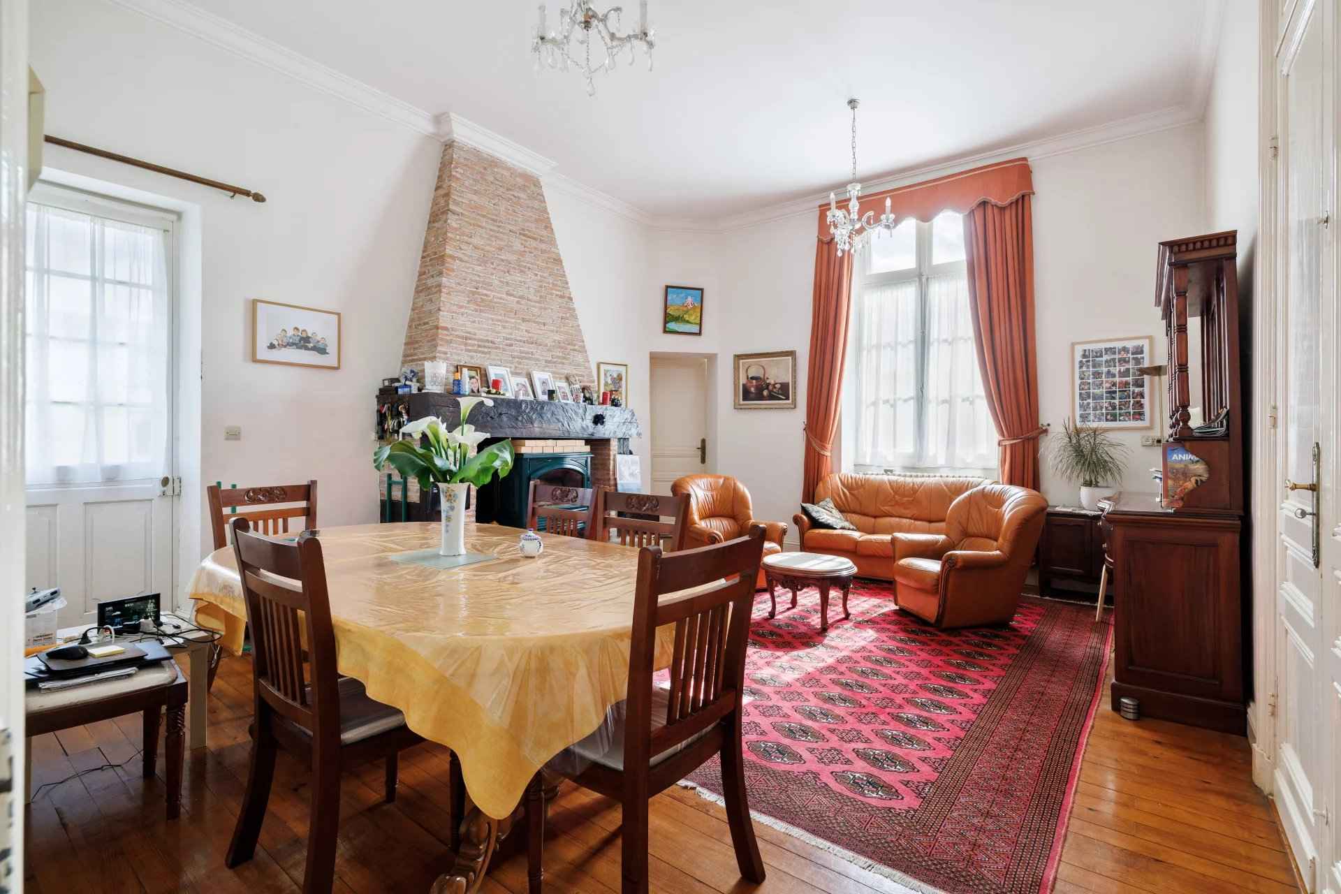 Bee096fdb6f5414156d6f9d24458e144 c4247e2e72 1920 original - Attribut alt par défaut.