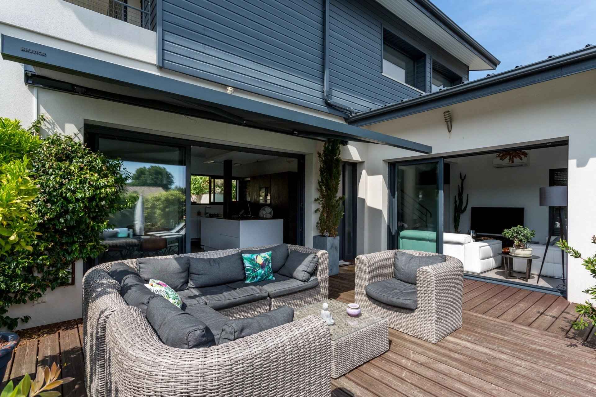 00ef94d19b439b54b4dc33bd62b94129 997305622e 1920 original - Translation missing: en.helpers.application.image_tag.default_alt