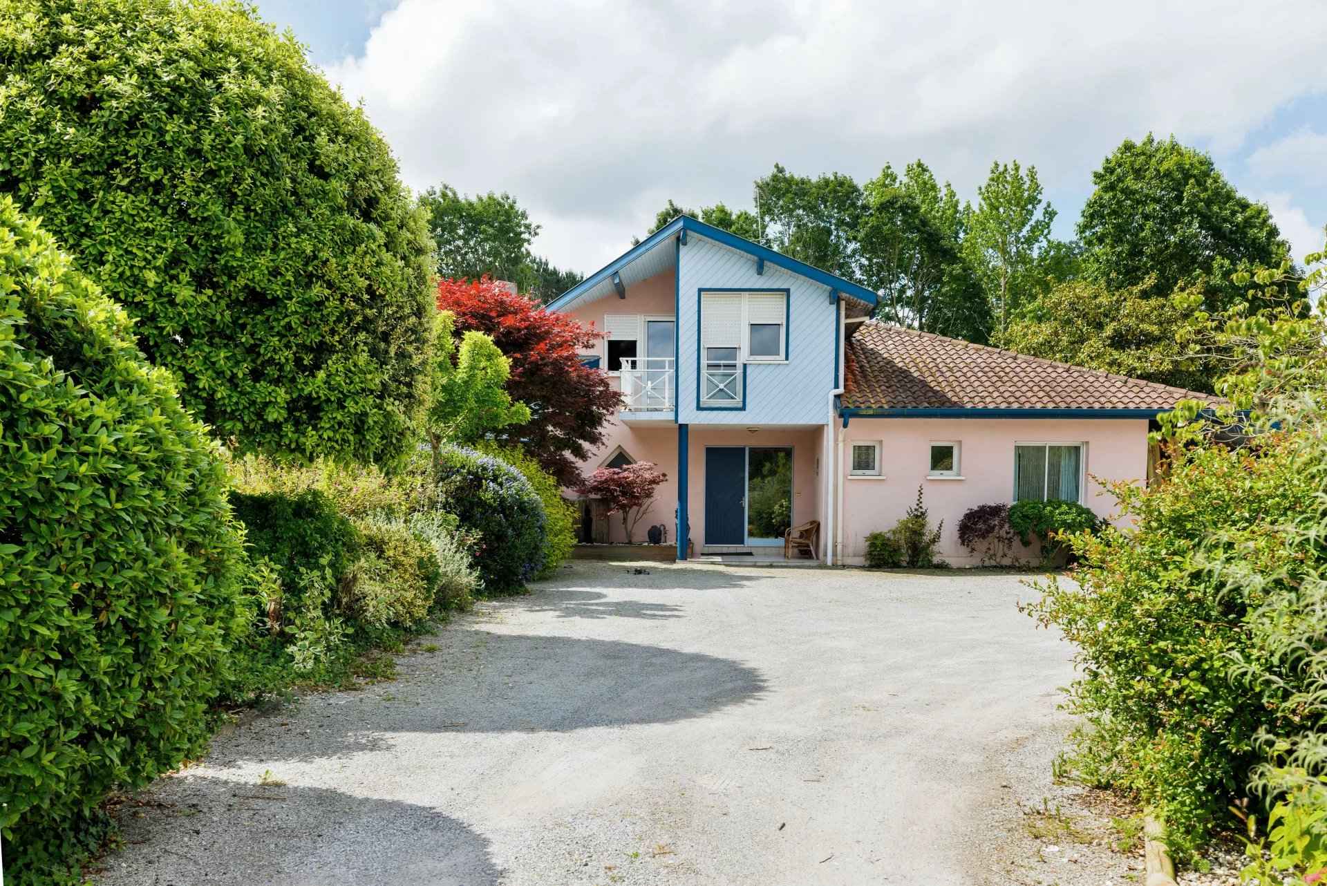 8899985b7277ea36f1a38148e8d80618 7eff54a722 1920 original - Attribut alt par défaut.