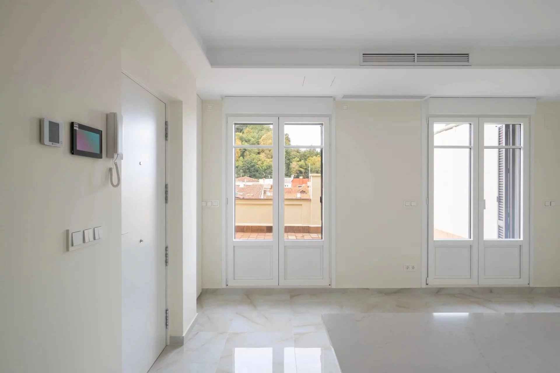 Bb7bbe48dfaf1689dfd060d3fddcf86c e7de37ec45 1920 original - Attribut alt par défaut.