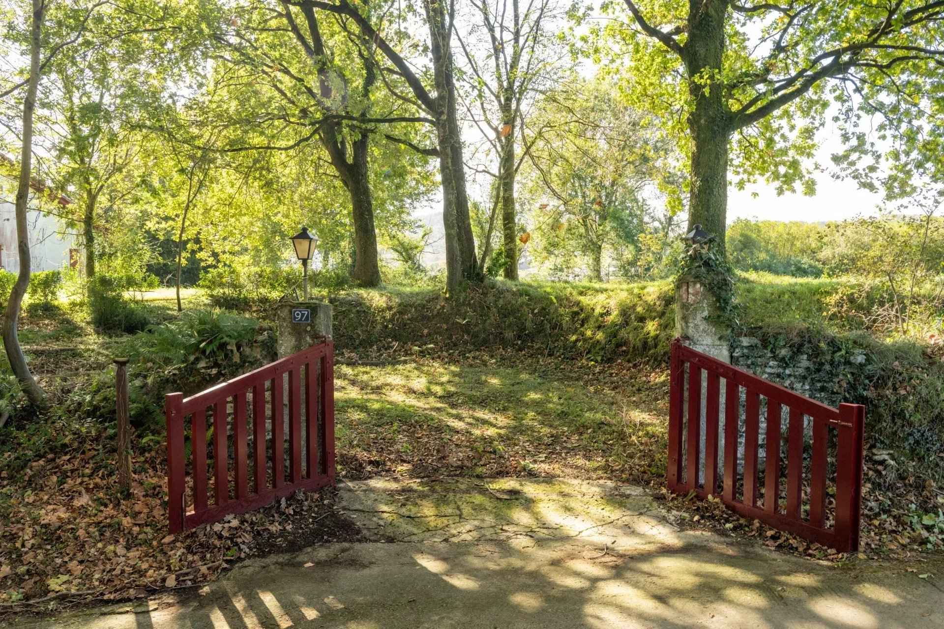 D9f22e3ad2b179a8ac0207bf1c168200 af64a8b34f 1920 original - Attribut alt par défaut.