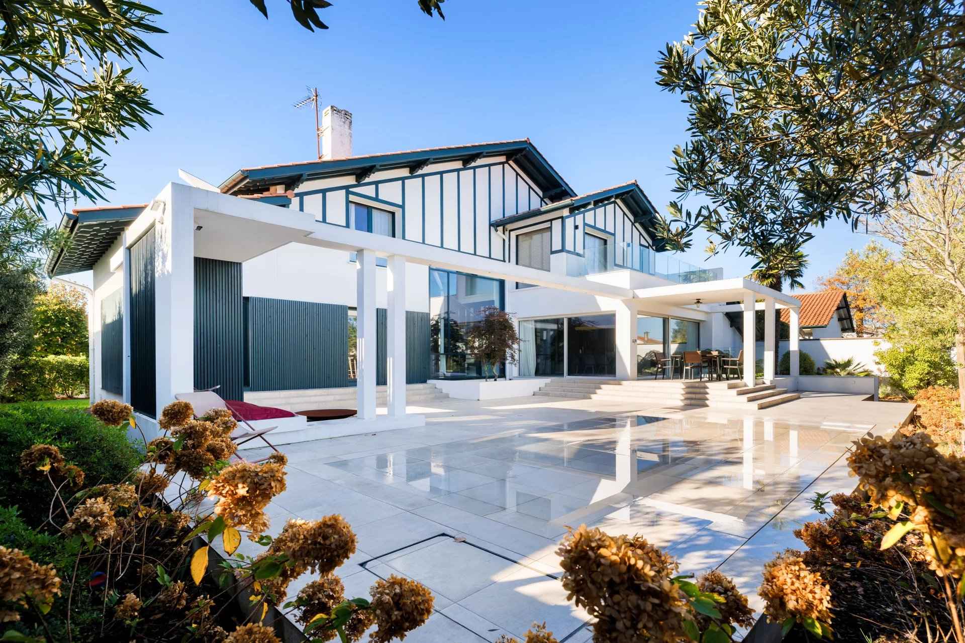 Bfe439f32fa34acd0d3113ff561a832e bf4c3d6ae4 1920 original - Attribut alt par défaut.