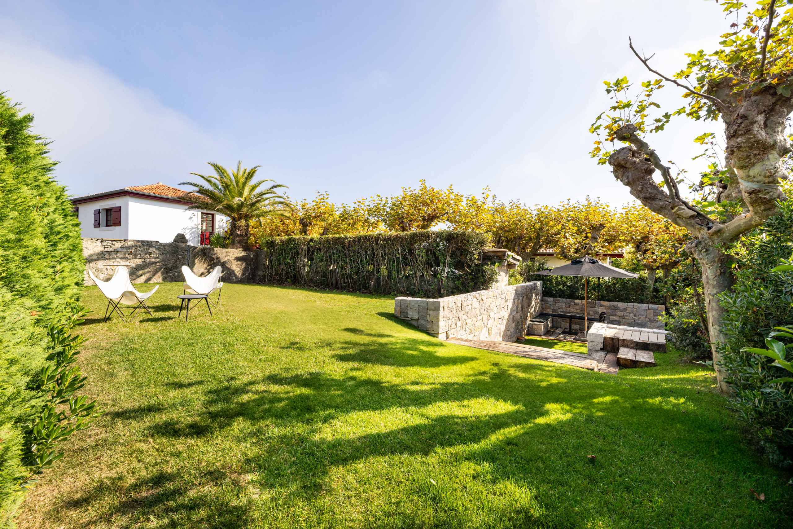 1762441900878c57ab34a5fc678e77f2c188fc187b - Attribut alt par défaut.