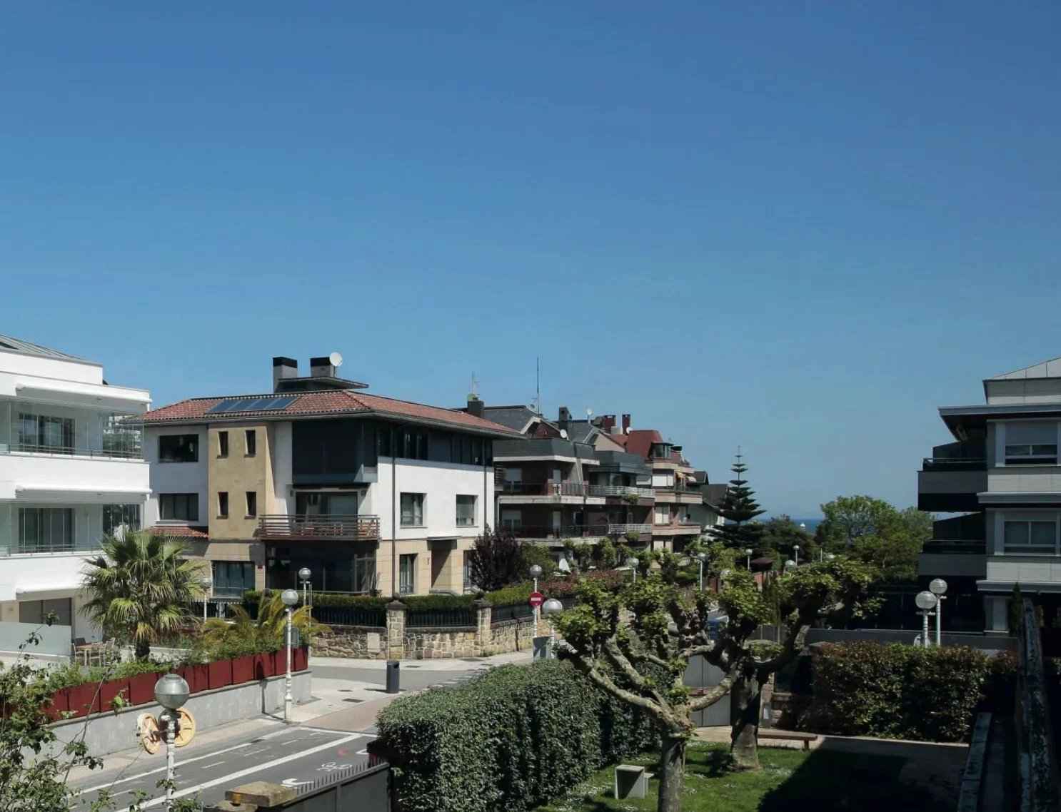 3fb4c691add3ed7fa8acc4650324d032 583d930186 1486 original - Attribut alt par défaut.