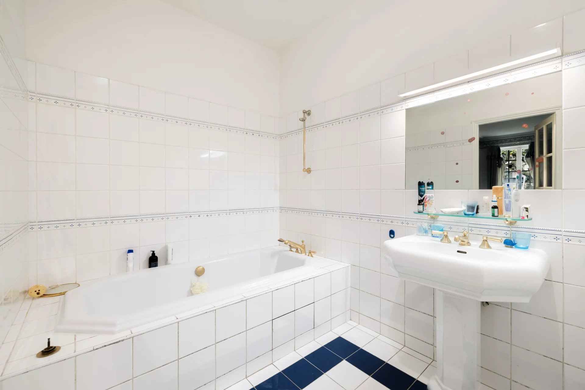 3976d5e62abbc96dee8c58b75e4c167b c8221e0a8c 1920 original - Attribut alt par défaut.