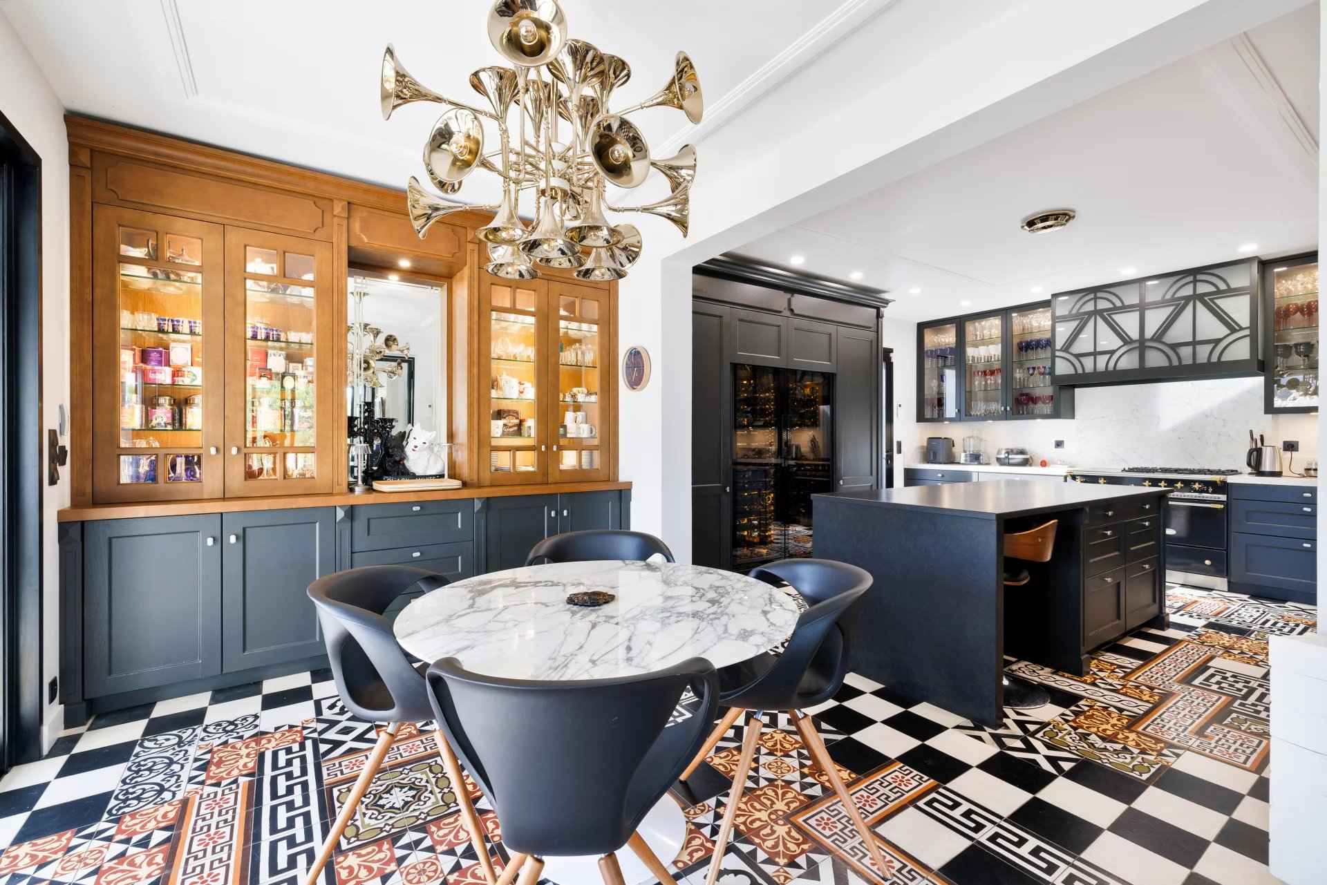 36ff3417a52a5d09ef9092e4f54fb043 71f943672b 1920 original - Attribut alt par défaut.