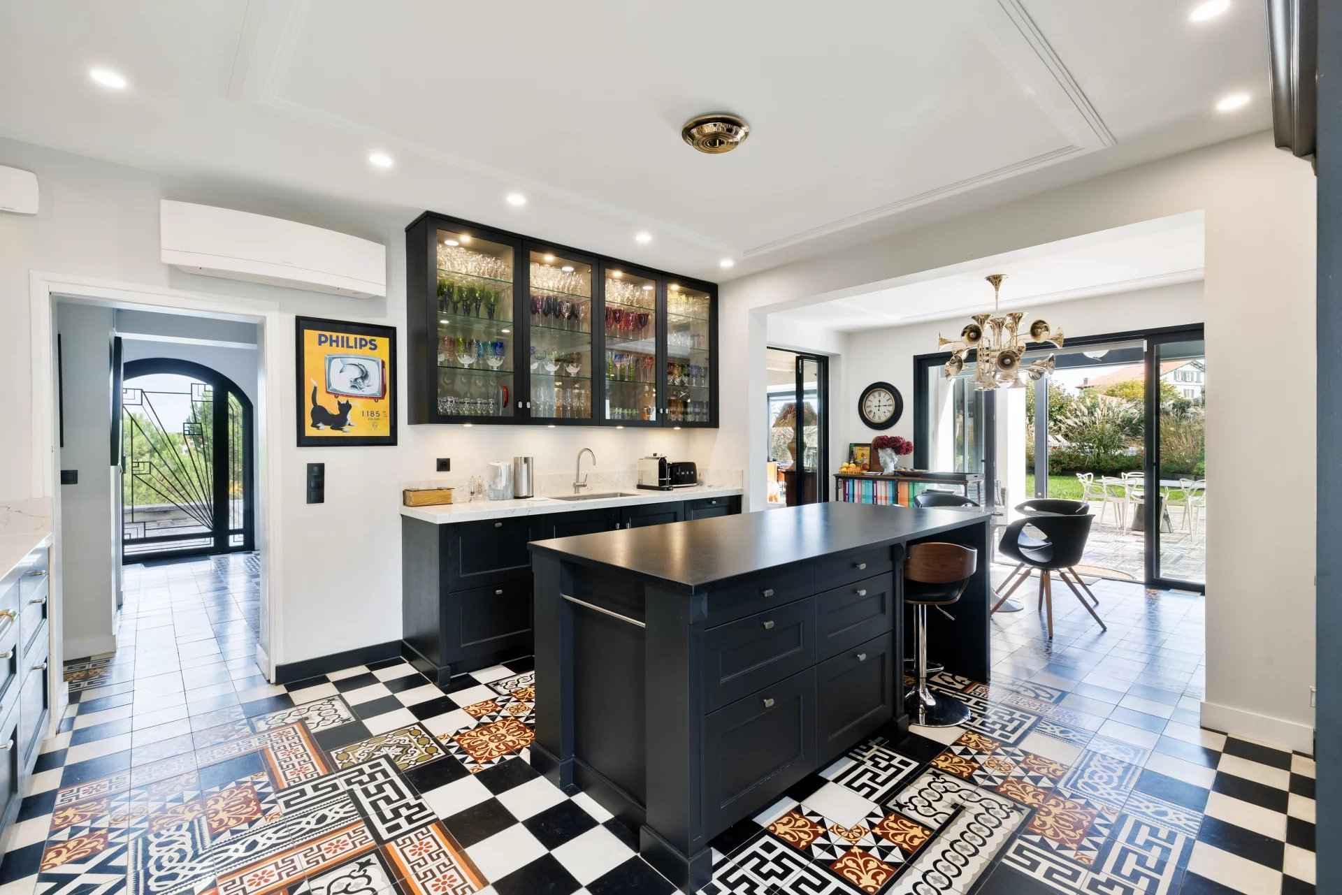 Edde31637f287ac29f6f0a7505388487 e740836827 1920 original - Attribut alt par défaut.