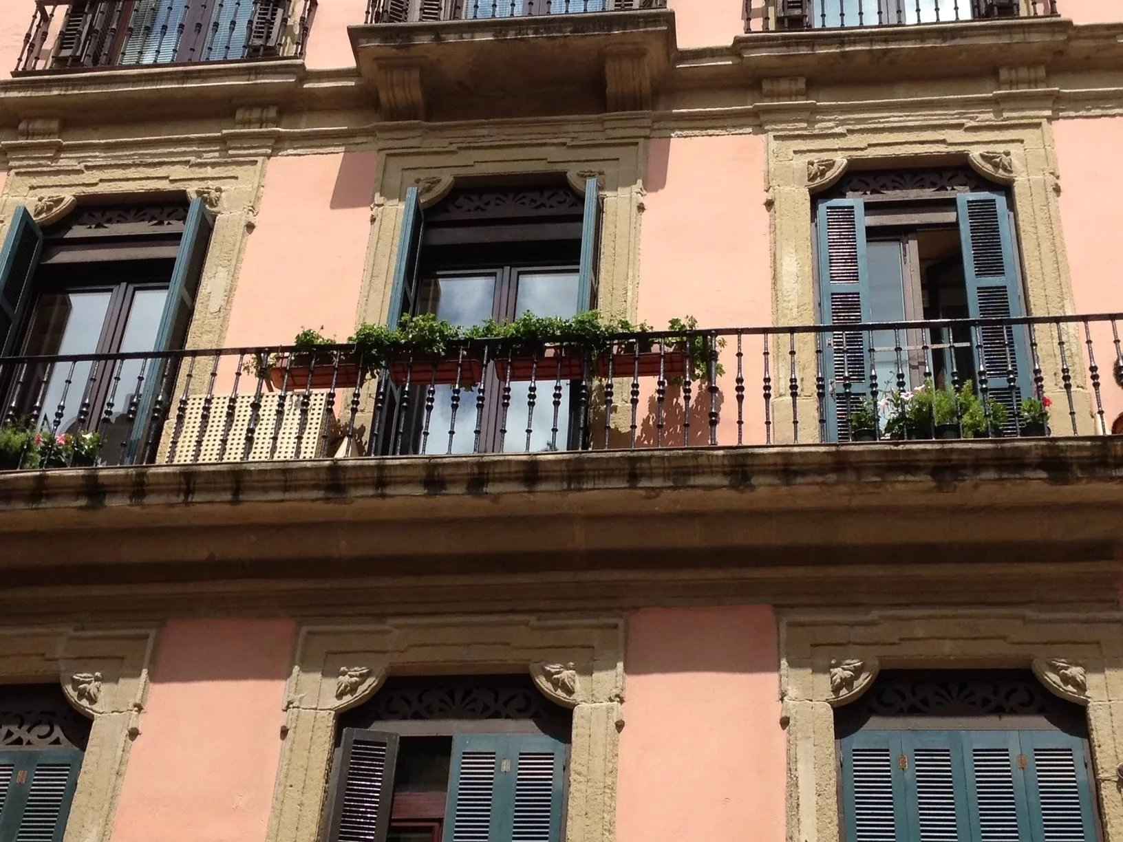 06018d1aea28de22045ed38bf37a3b0c dab62c57d7 1632 original - Attribut alt par défaut.