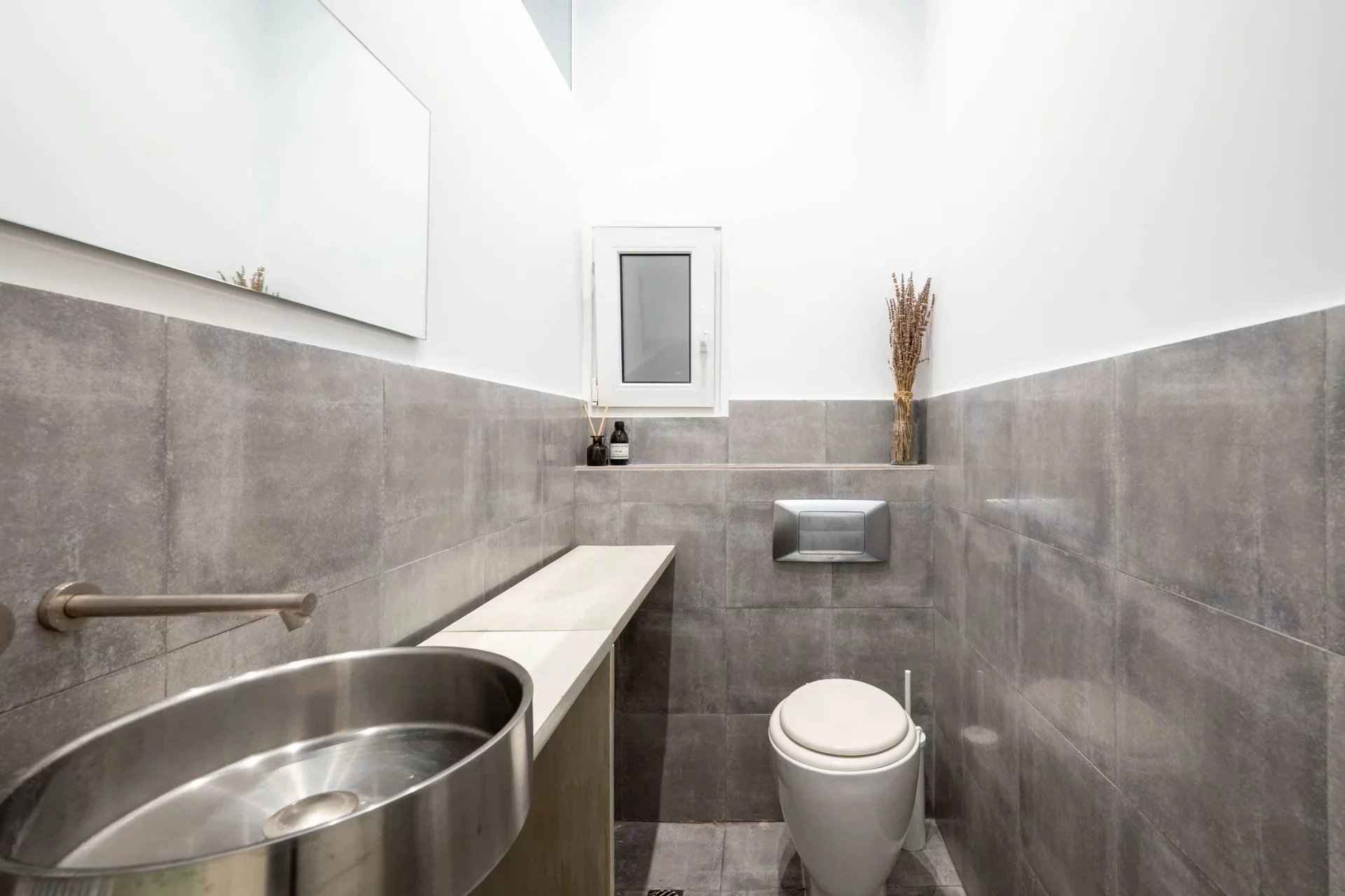 B16ec29a084f2544d233f8d2c603ae30 b36ced91a0 1920 original - Attribut alt par défaut.