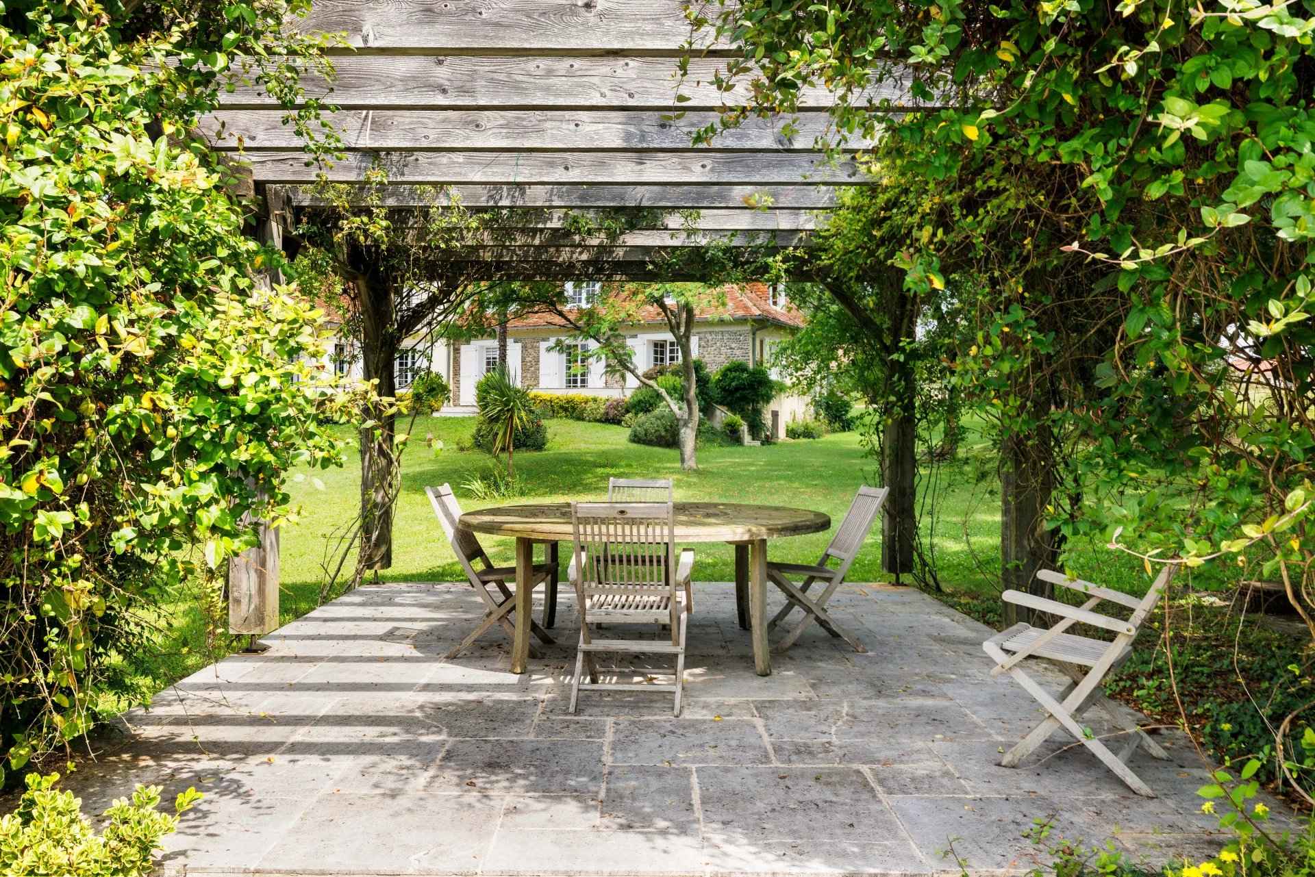 6d34138f4222472858530d197e81462d e2d12d4f3c 1920 original - Attribut alt par défaut.