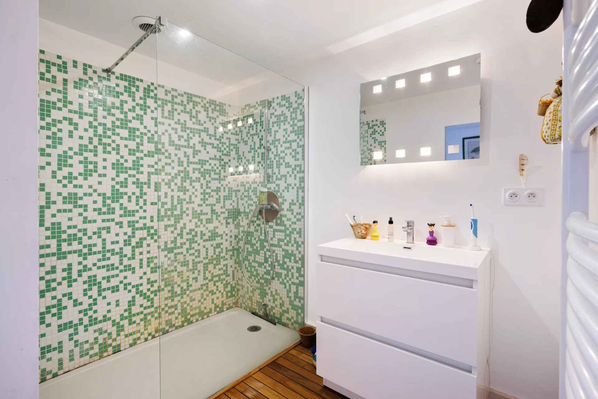 891df63ab15590cee7b749e1de98d1be 61257eae82 1920 original - Attribut alt par défaut.