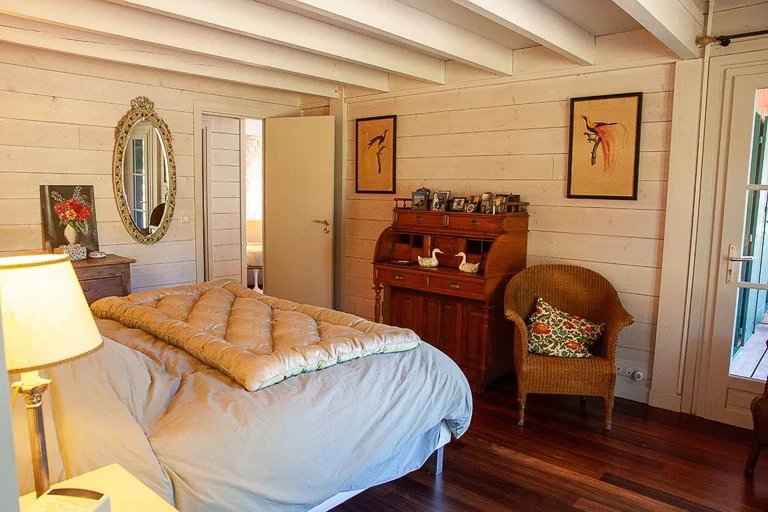 4fbfebf34a89606352a767f7a3e23717 67c734e338 768 original - Attribut alt par défaut.