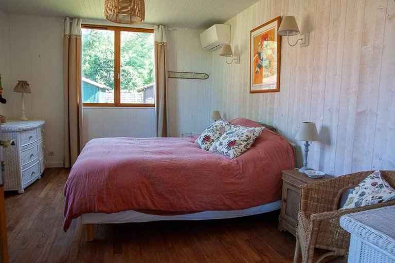 C564ef7076e4f72d4a97fe0b07d18a86 738146de65 768 original - Attribut alt par défaut.