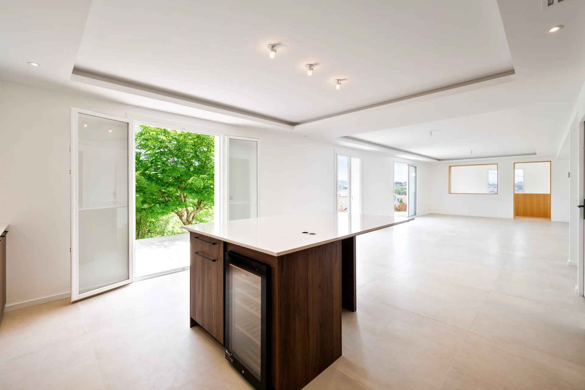 1cbb87de25443077deb02f61c0672eb2 754630cf99 1920 original - Attribut alt par défaut.