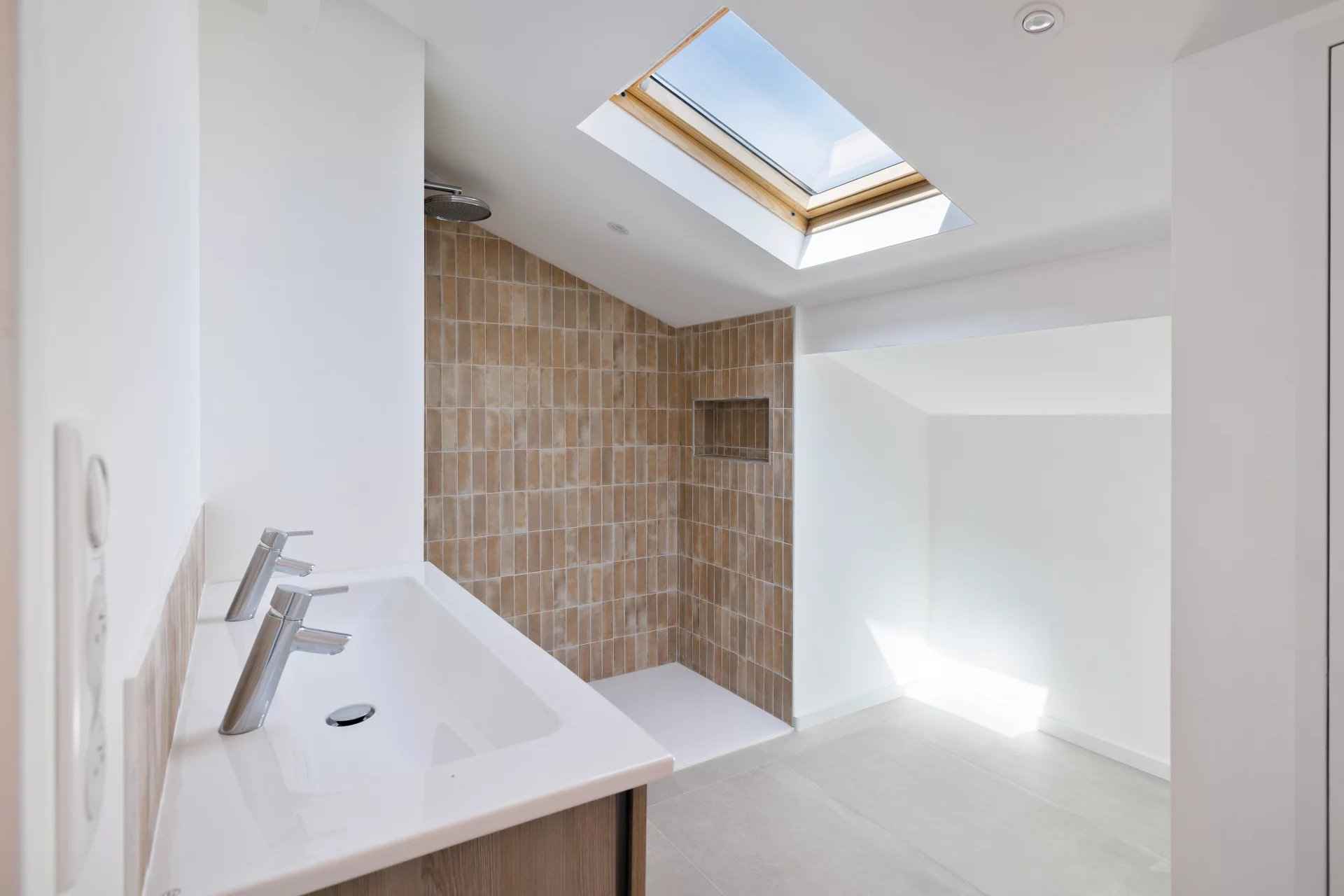 F6f58a409cd2b31fad3cedb5162cc1ac 87b77f953e 1920 original - Attribut alt par défaut.